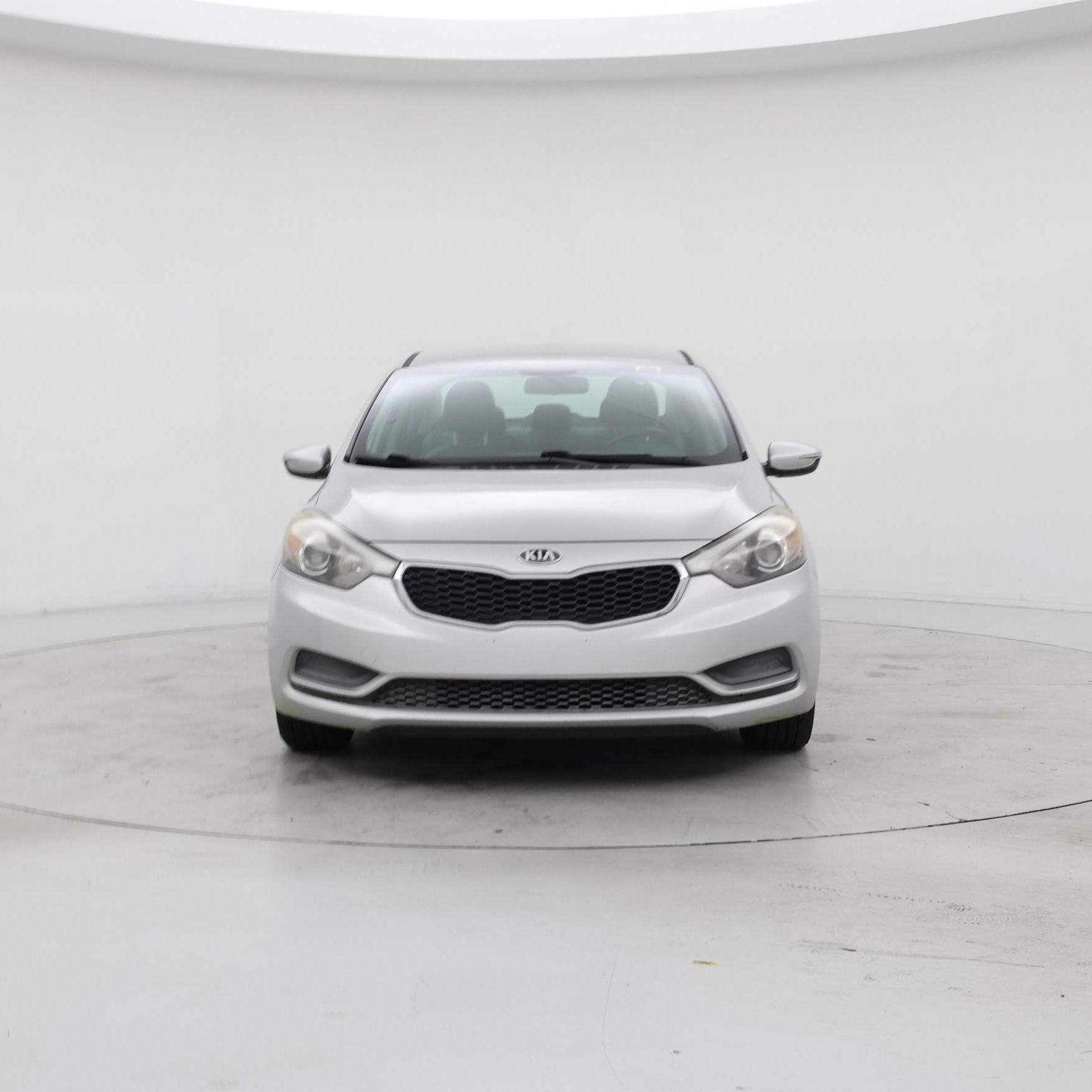 Thumbnail: 2015 Kia Forte - 5