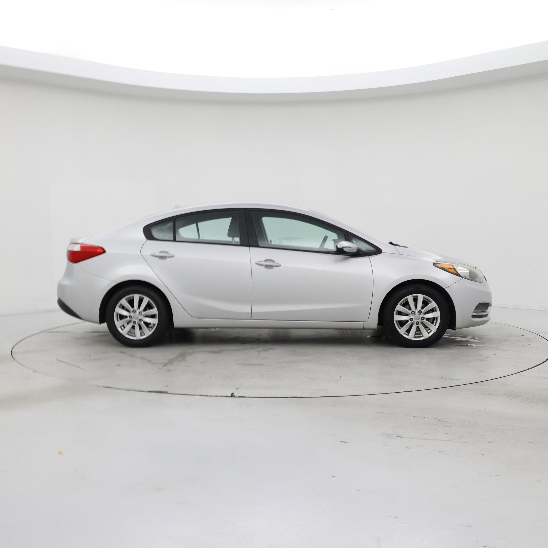 Thumbnail: 2015 Kia Forte - 7