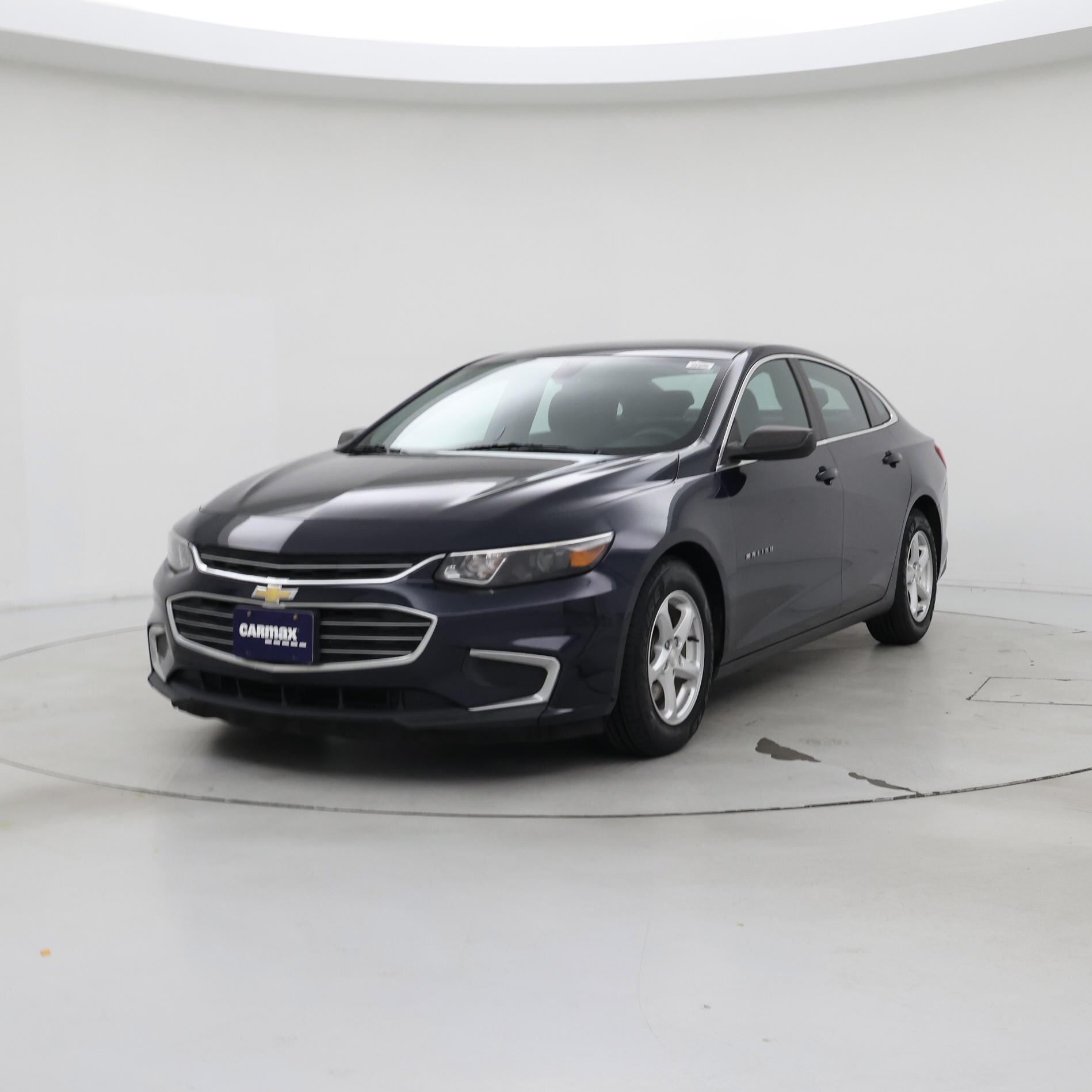 Thumbnail: 2017 Chevrolet Malibu - 4