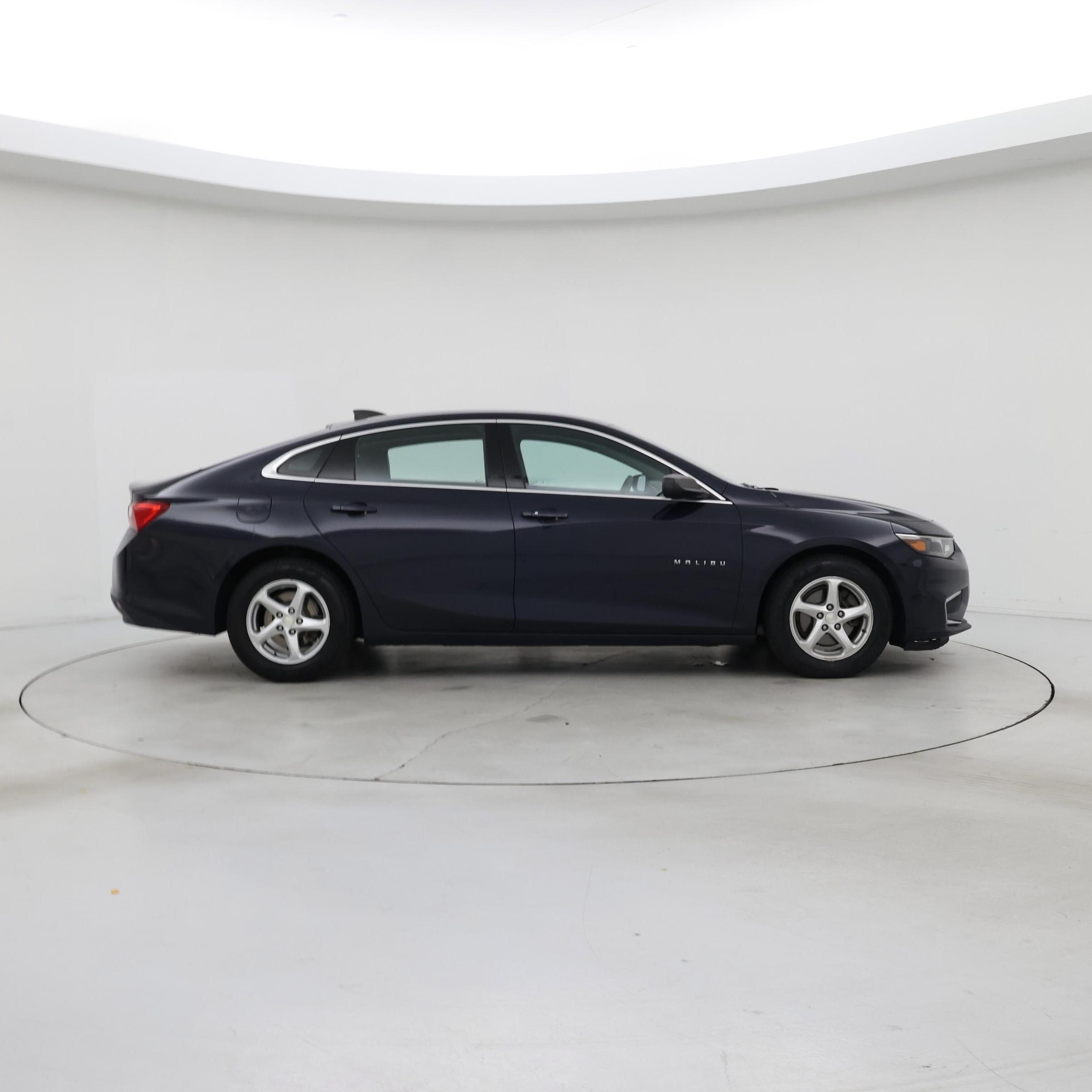 Thumbnail: 2017 Chevrolet Malibu - 7