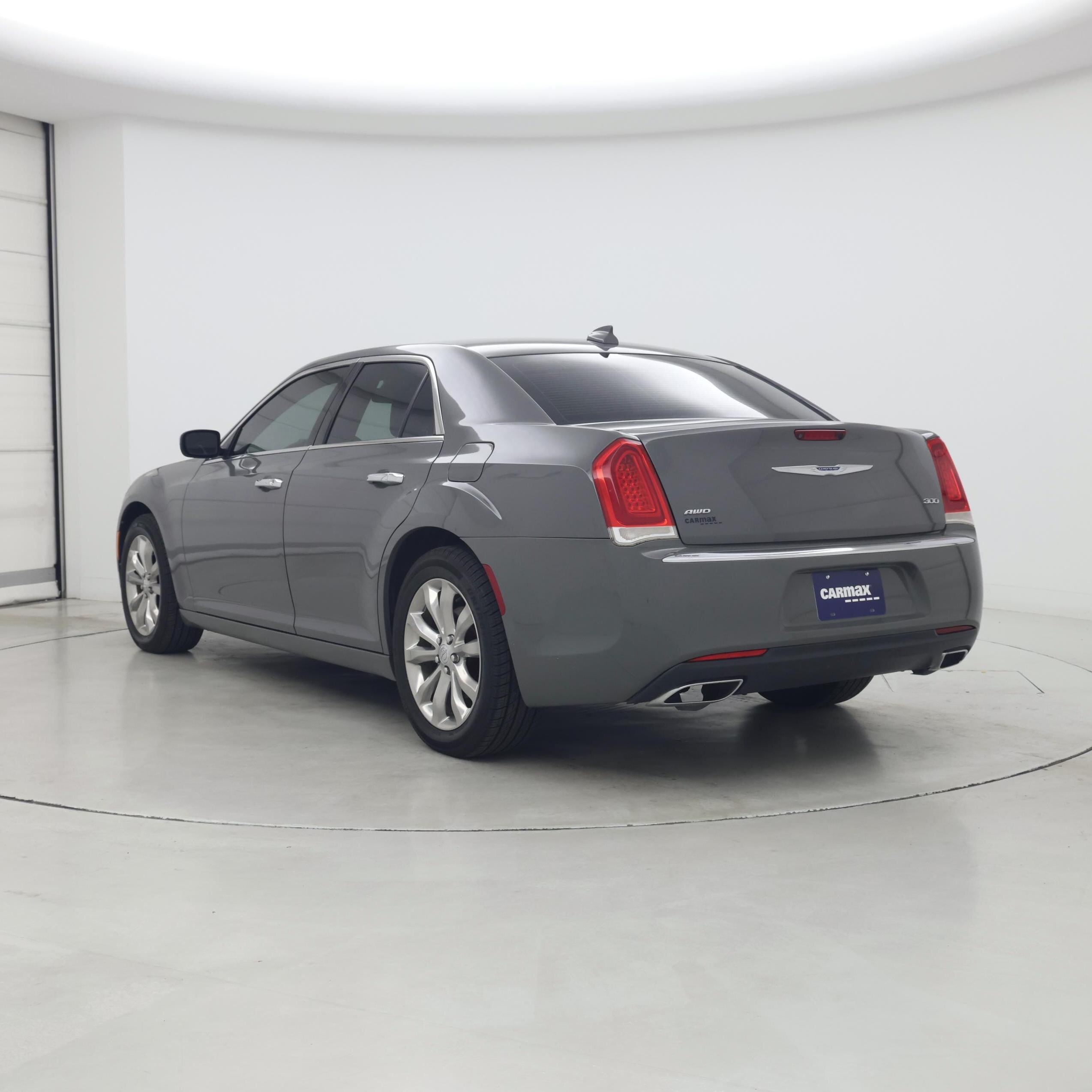 Thumbnail: 2018 Chrysler 300 - 2