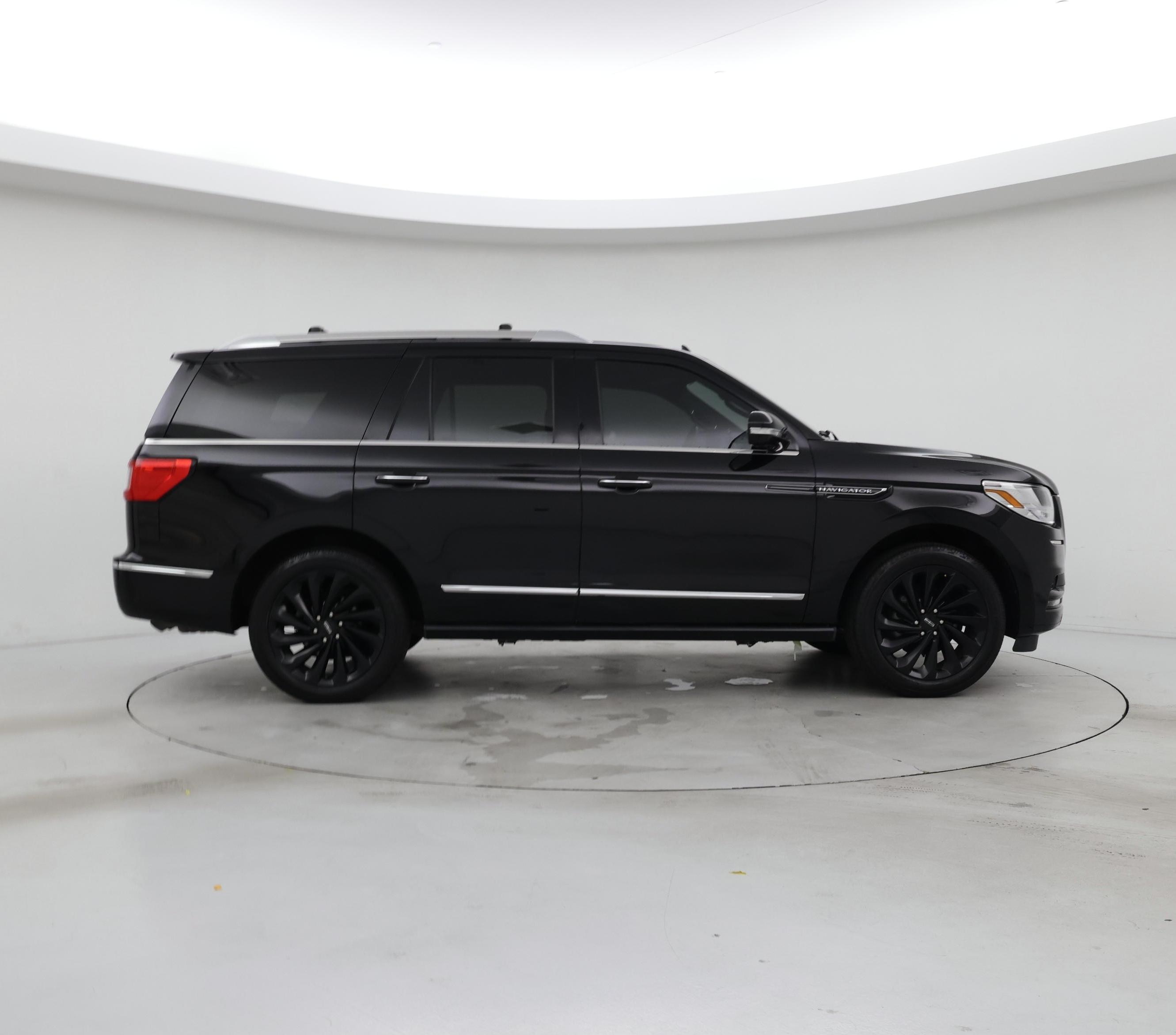 Thumbnail: 2021 Lincoln Navigator - 7