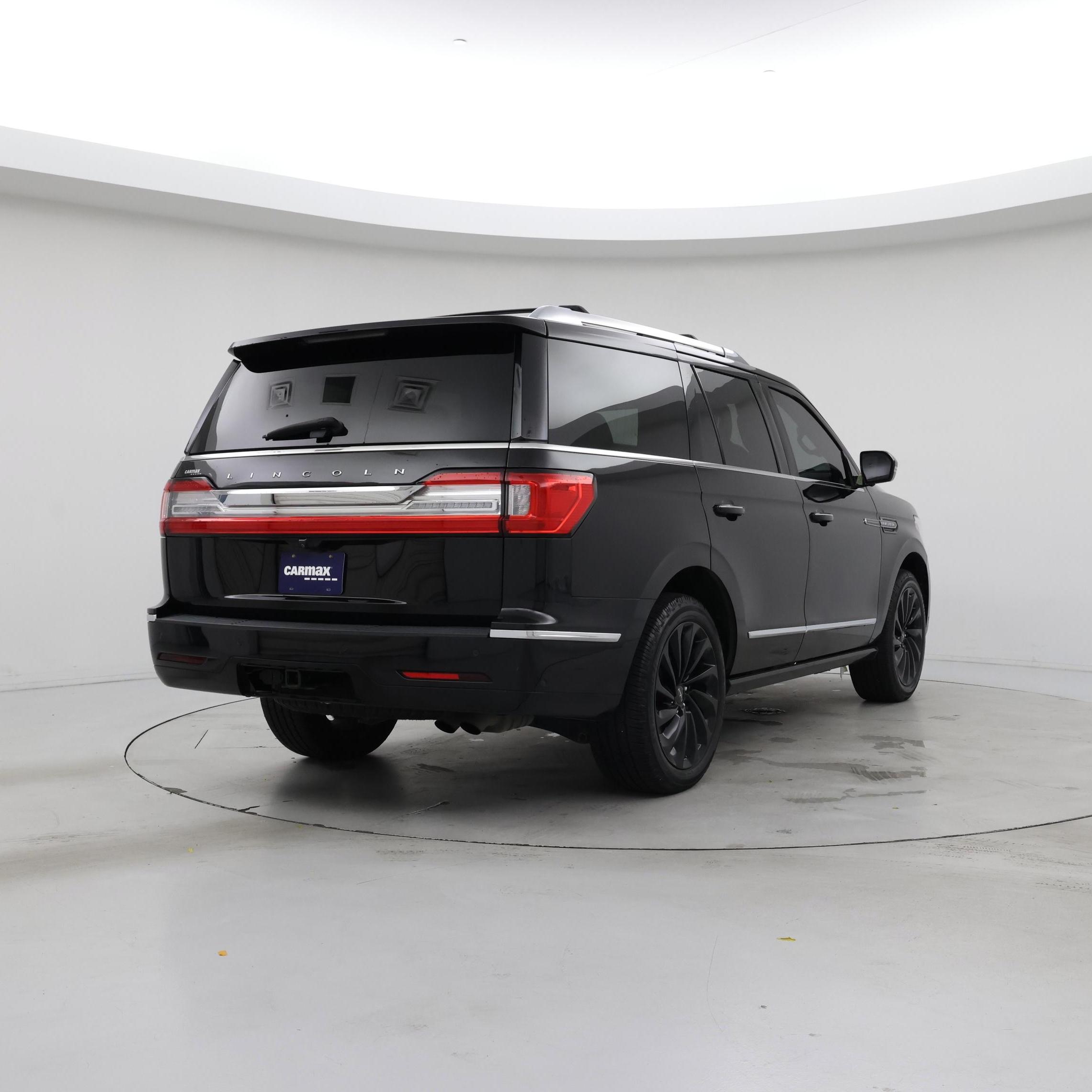 Thumbnail: 2021 Lincoln Navigator - 8