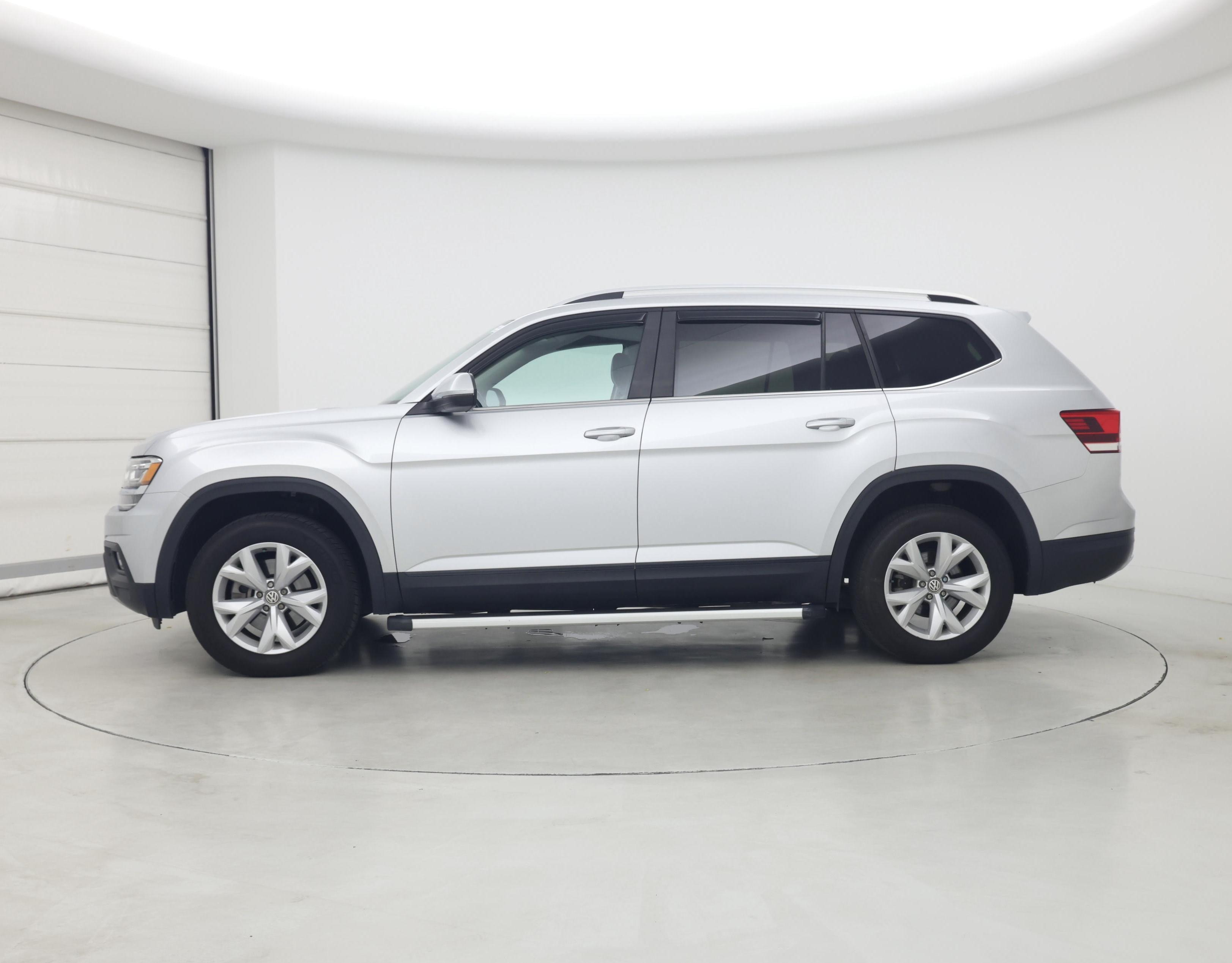 Thumbnail: 2018 Volkswagen Atlas - 3