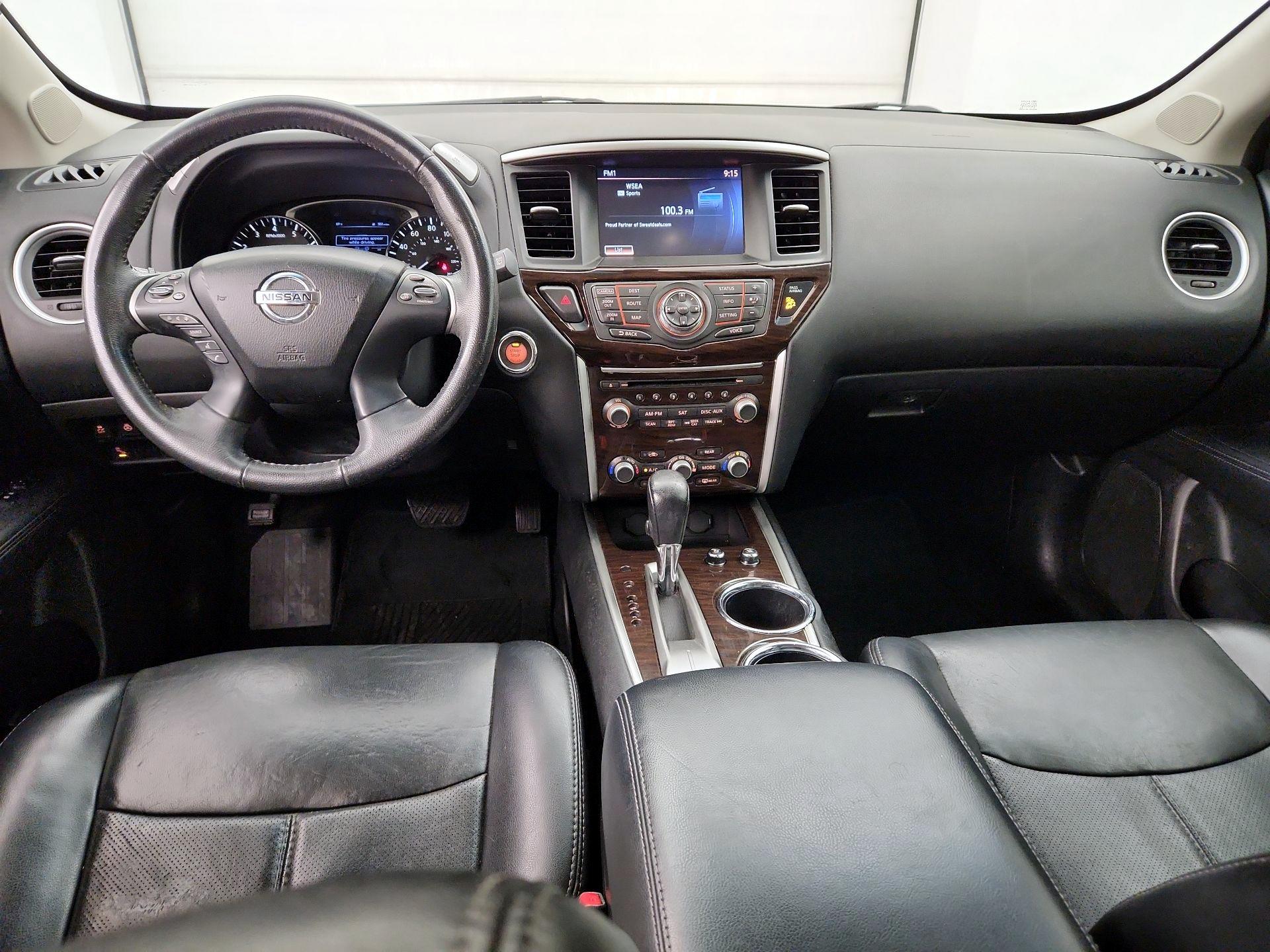 Thumbnail: 2015 Nissan Pathfinder - 9