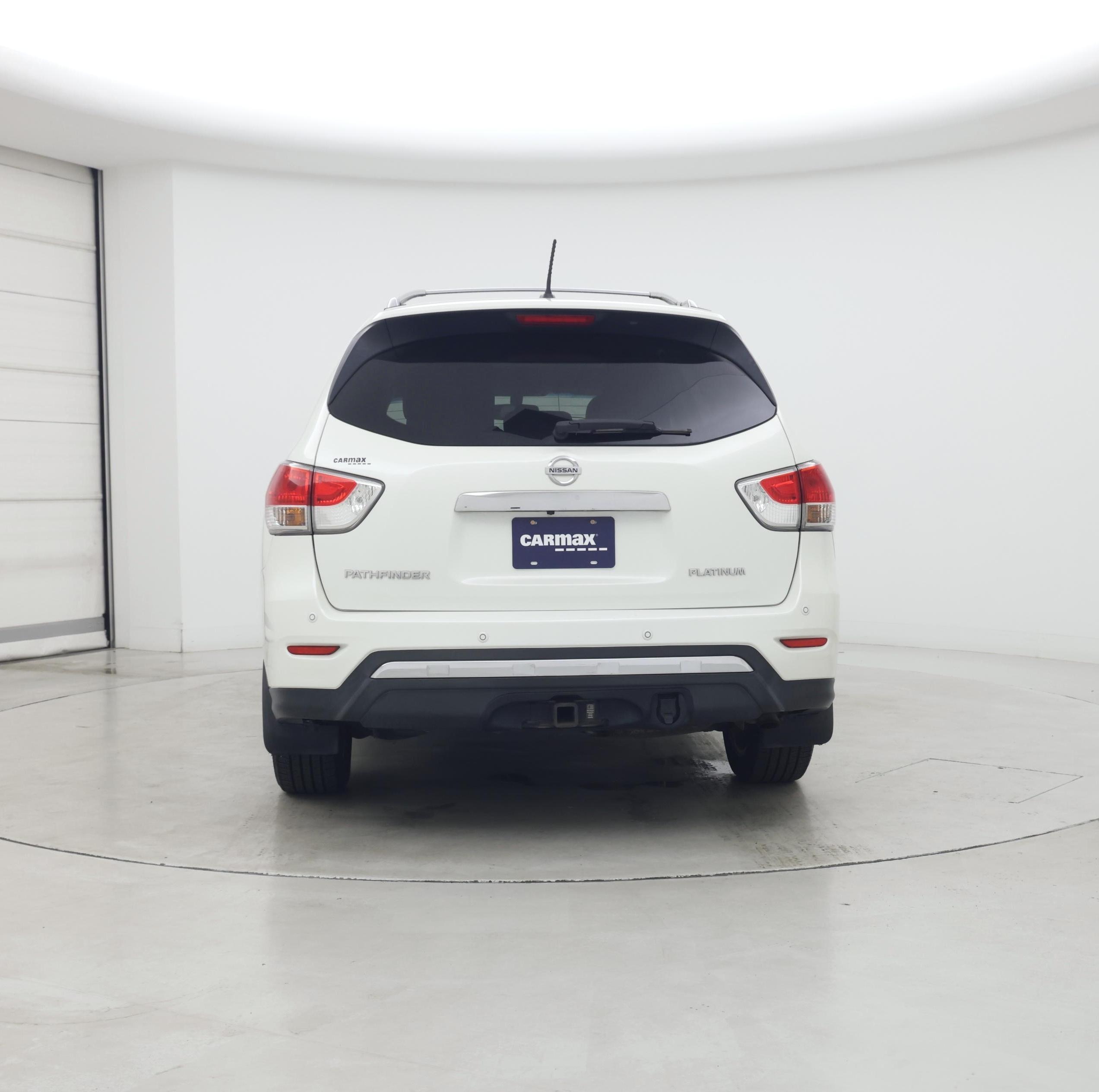 Thumbnail: 2015 Nissan Pathfinder - 6
