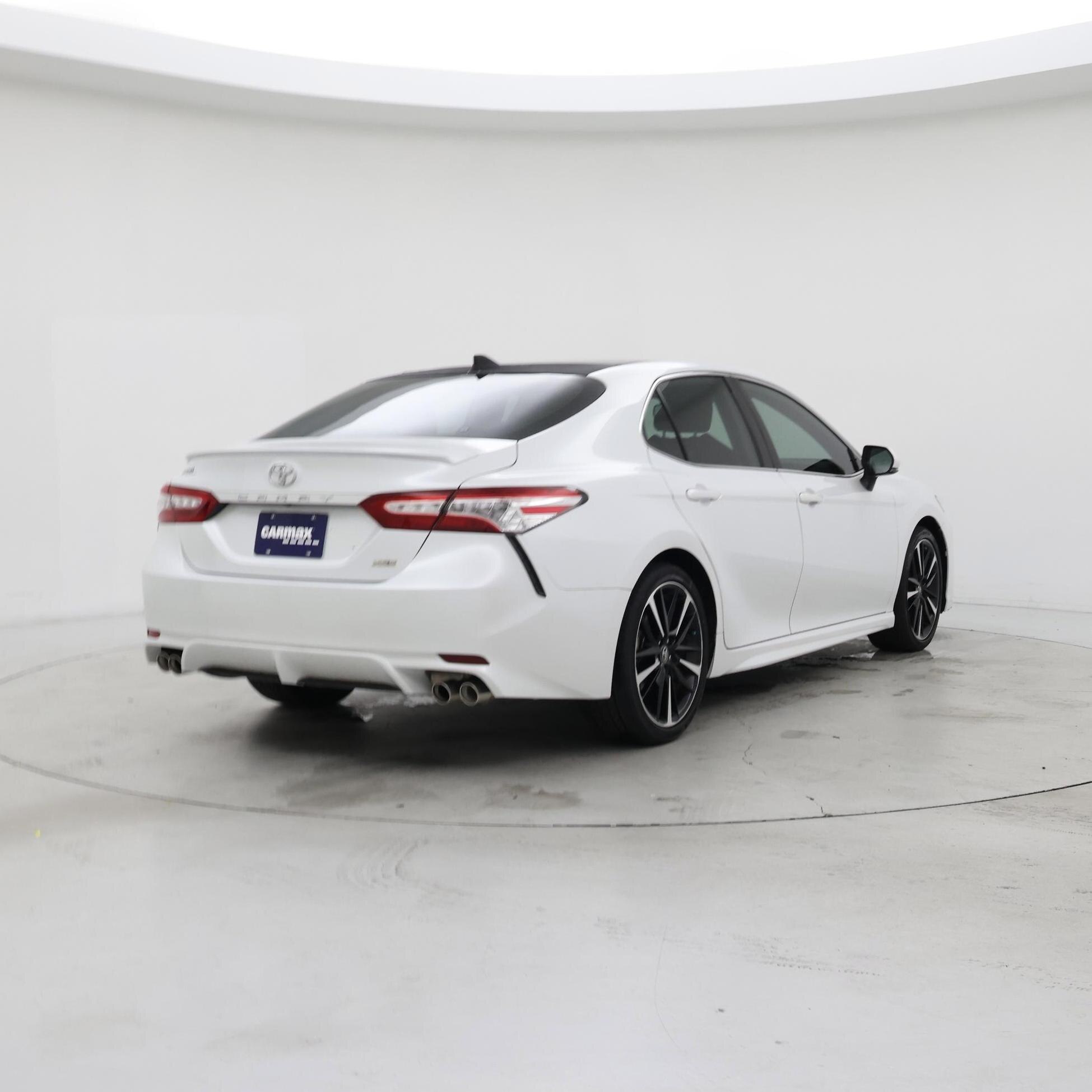 Thumbnail: 2020 Toyota Camry - 8