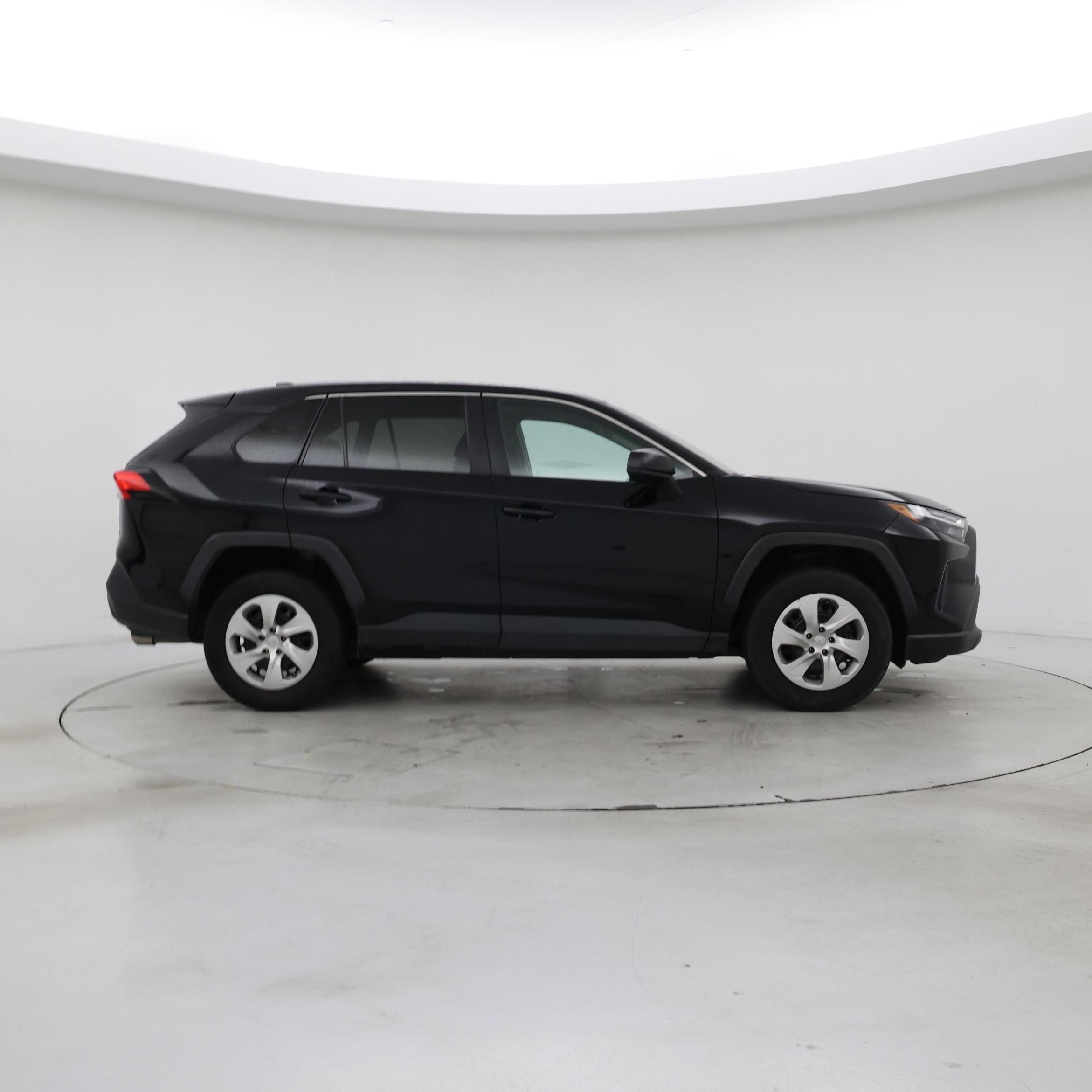 Thumbnail: 2023 Toyota RAV4 - 7