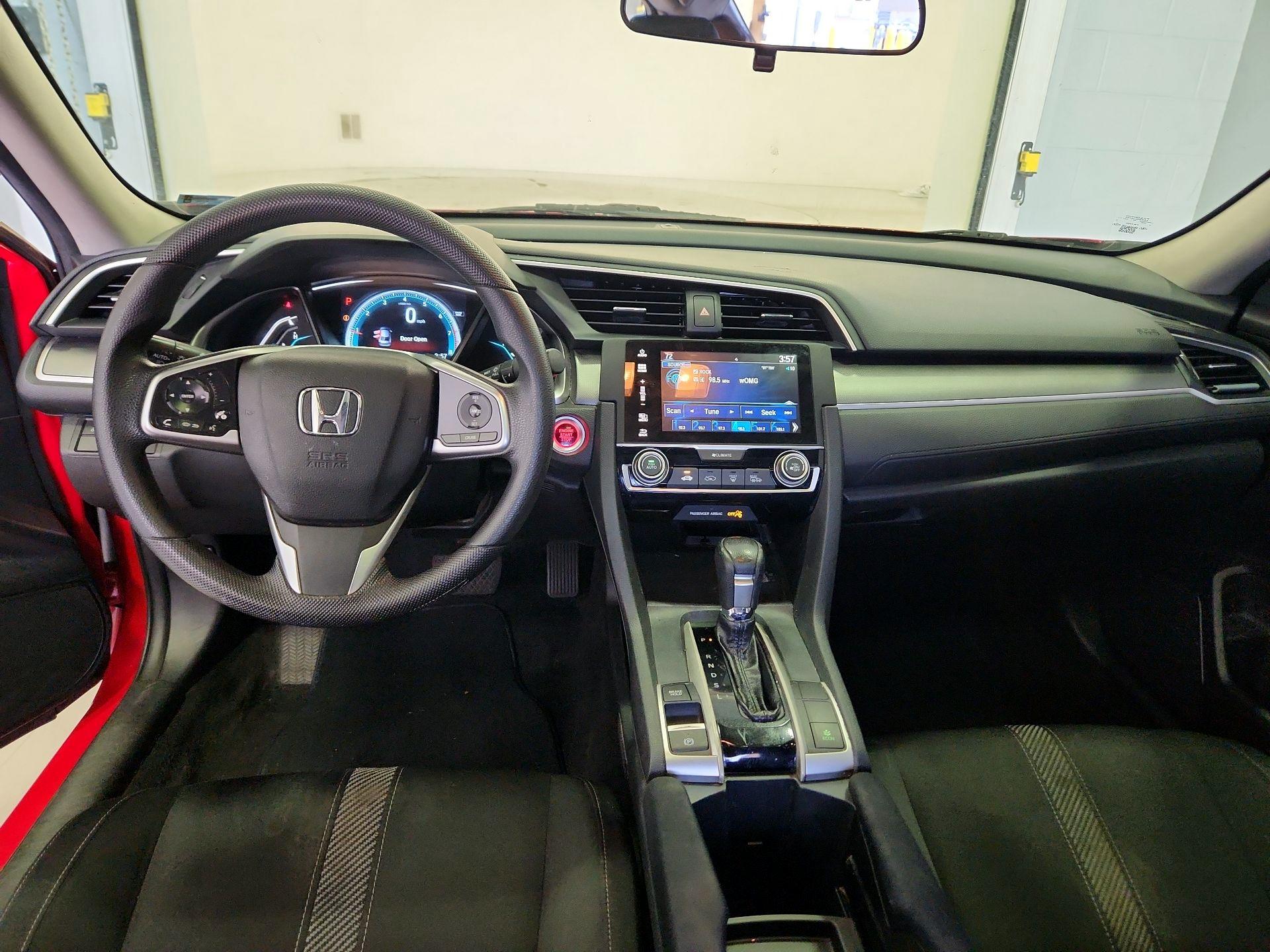 Thumbnail: 2016 Honda Civic - 9