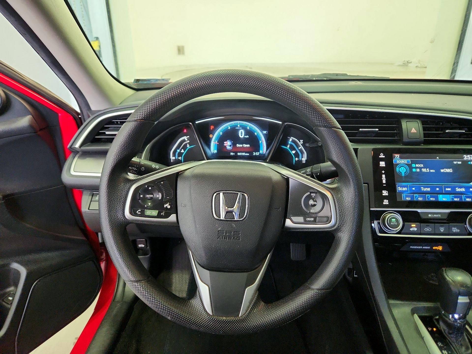 Thumbnail: 2016 Honda Civic - 10