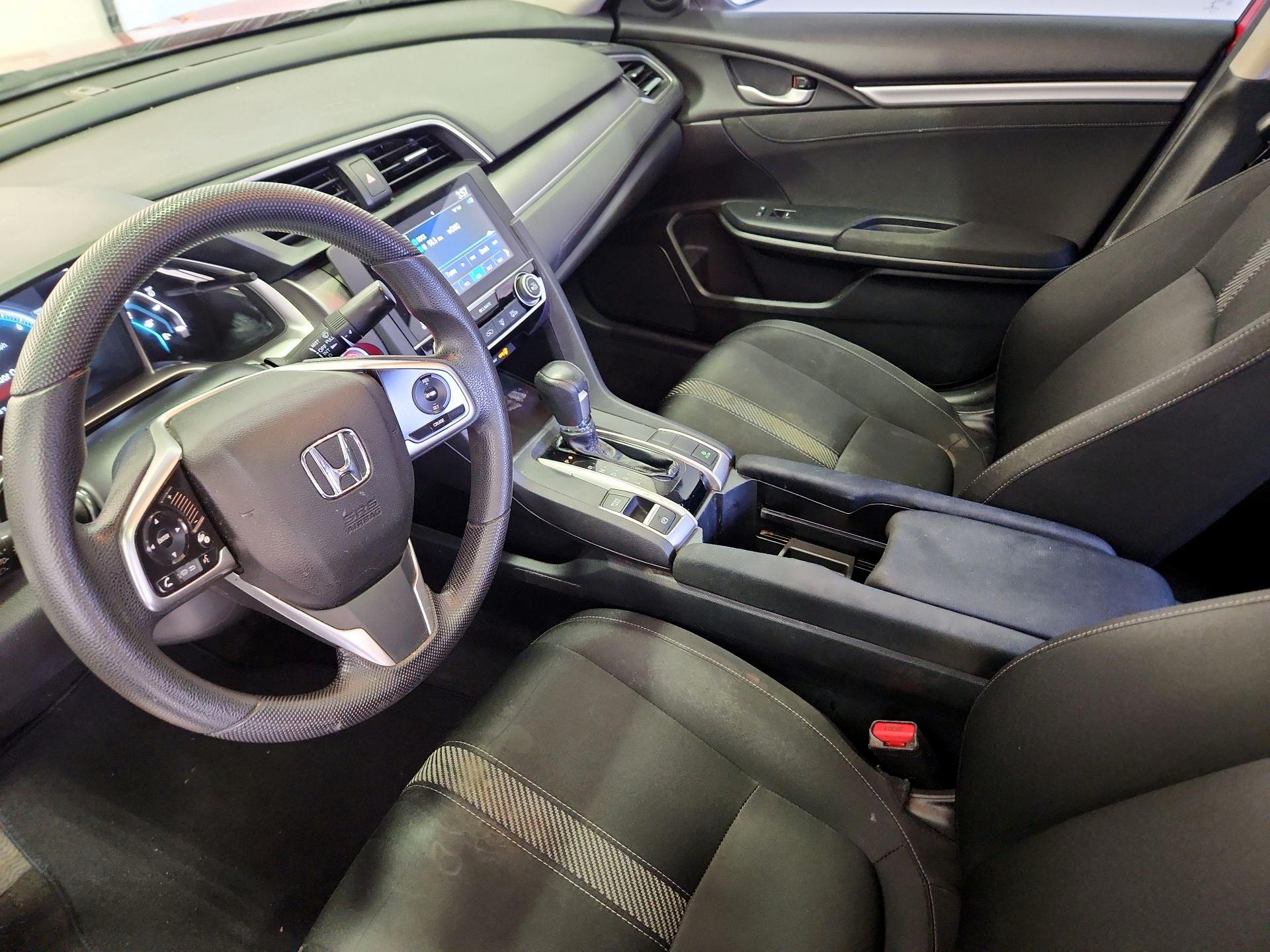 Thumbnail: 2016 Honda Civic - 11