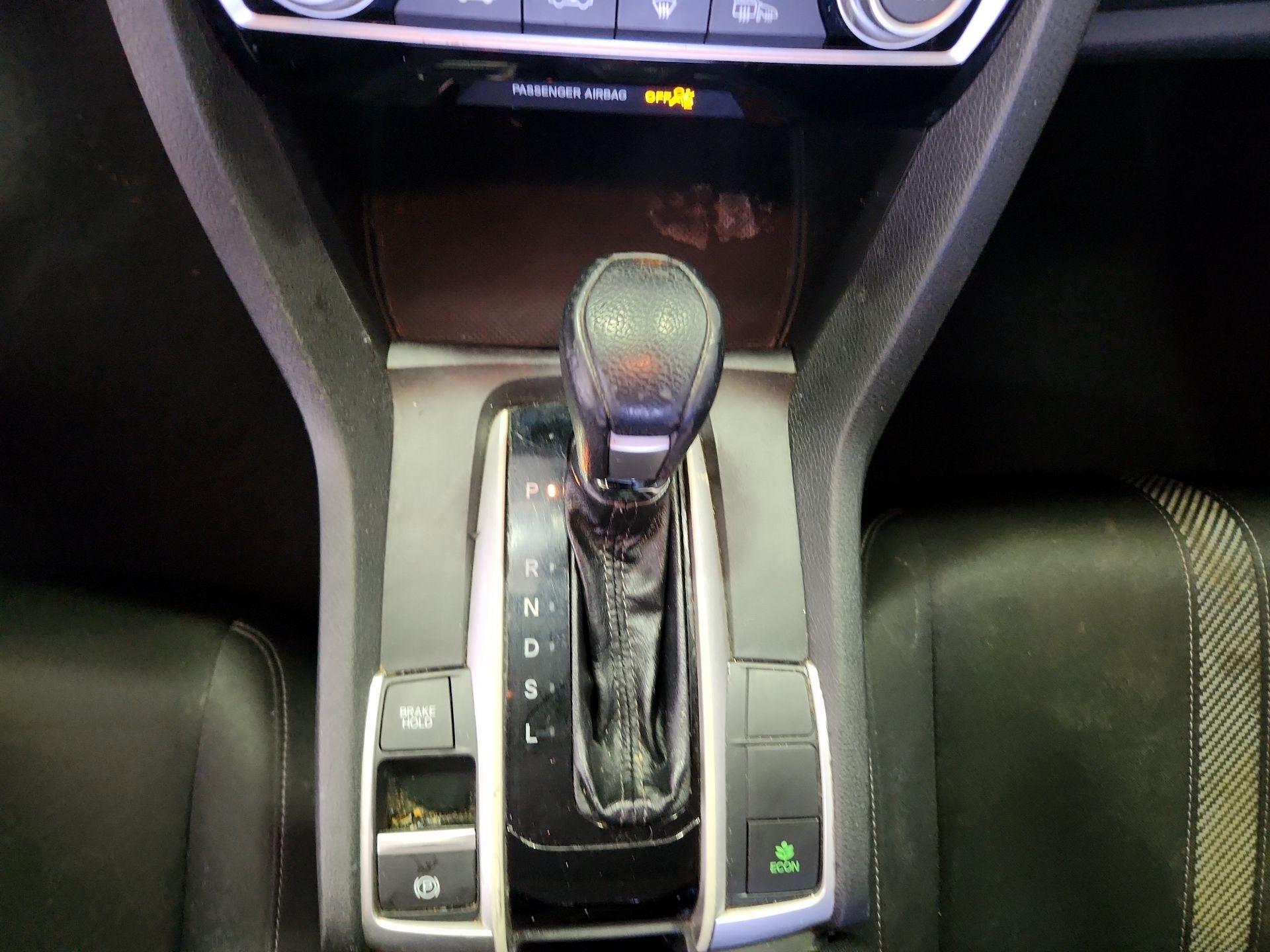 Thumbnail: 2016 Honda Civic - 17