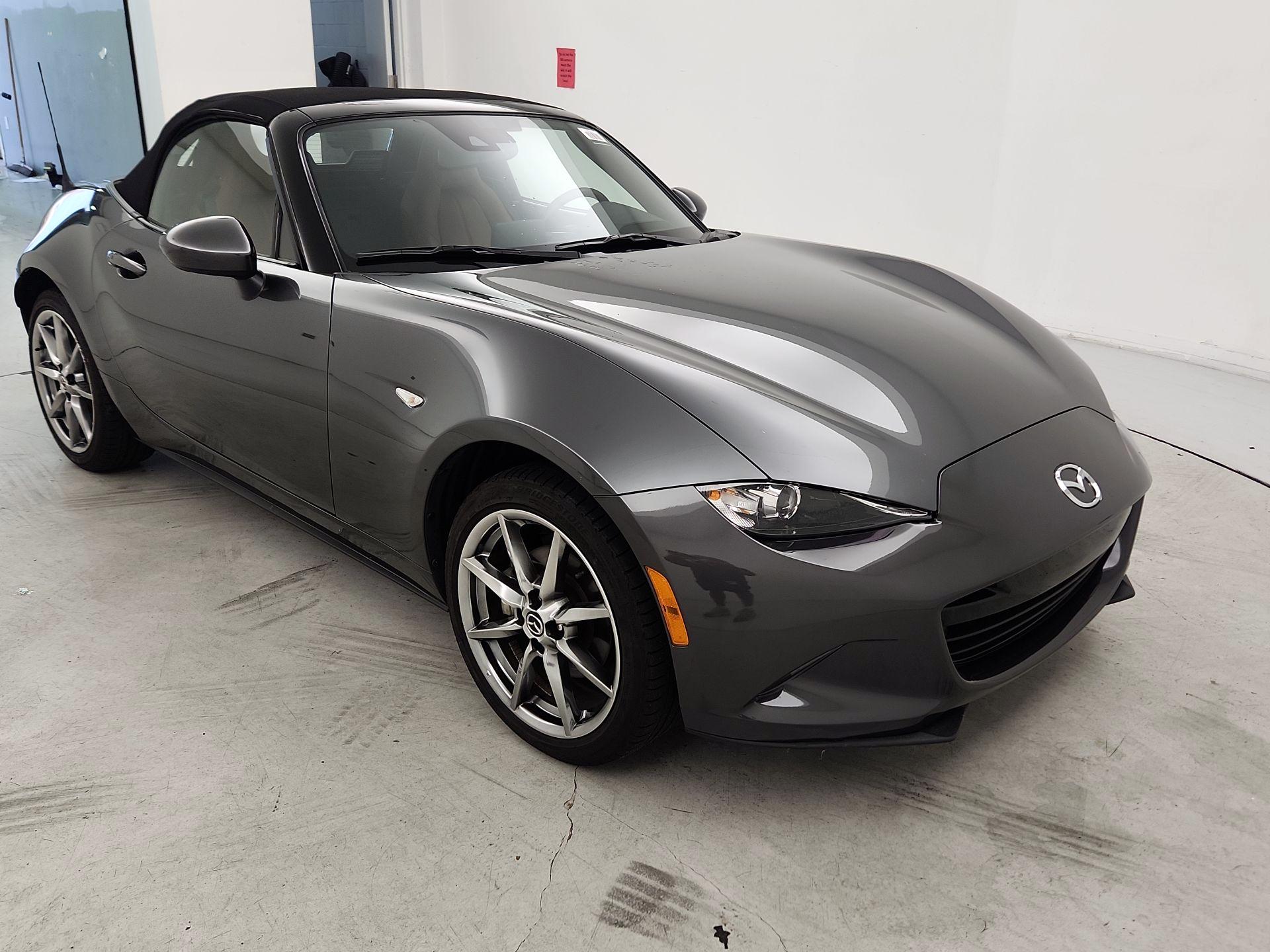 Thumbnail: 2022 Mazda MX-5 Miata - 1