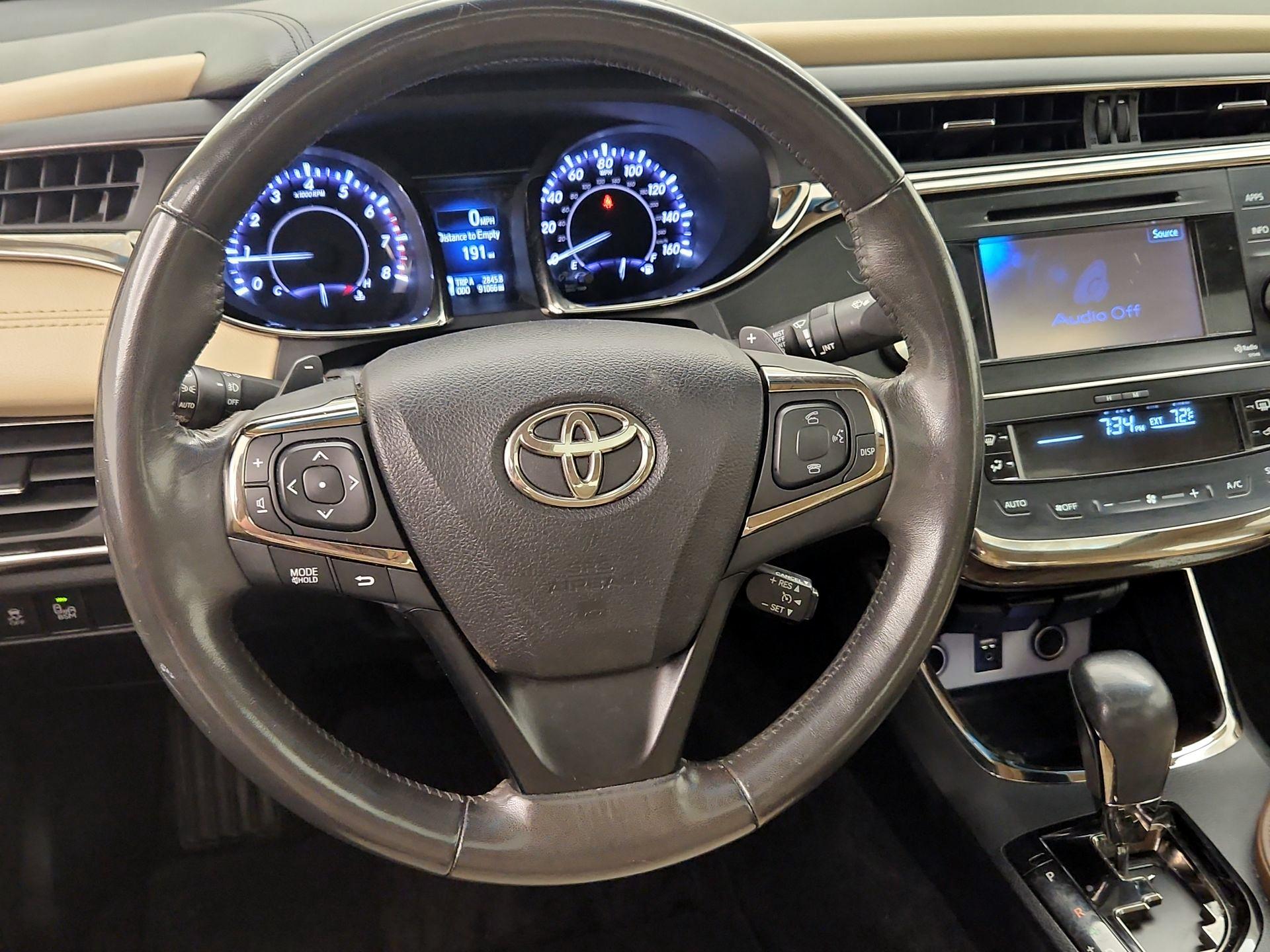 Thumbnail: 2014 Toyota Avalon - 10