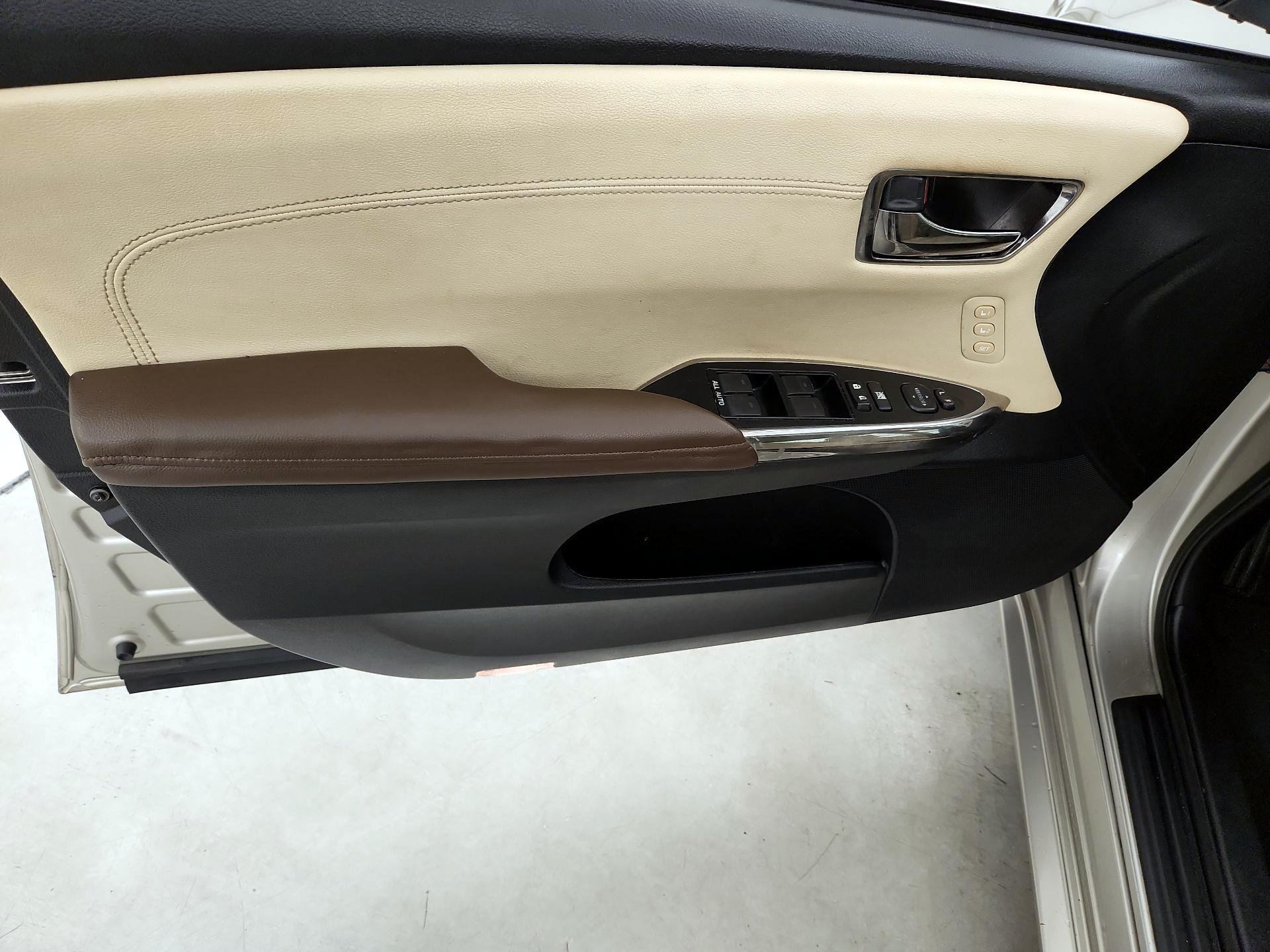 Thumbnail: 2014 Toyota Avalon - 12