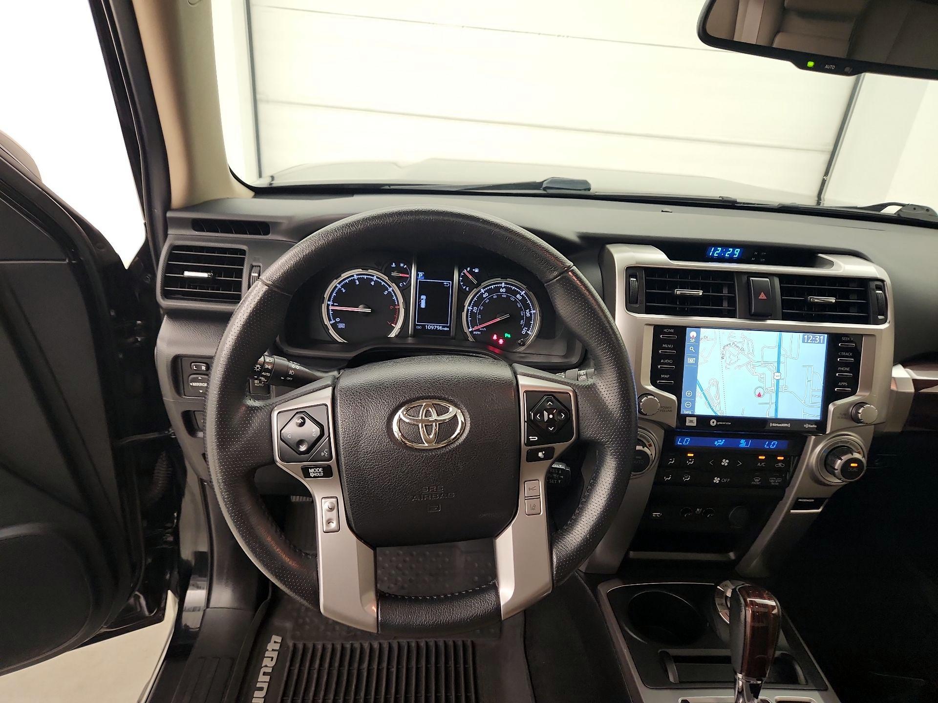 Thumbnail: 2020 Toyota 4Runner - 10