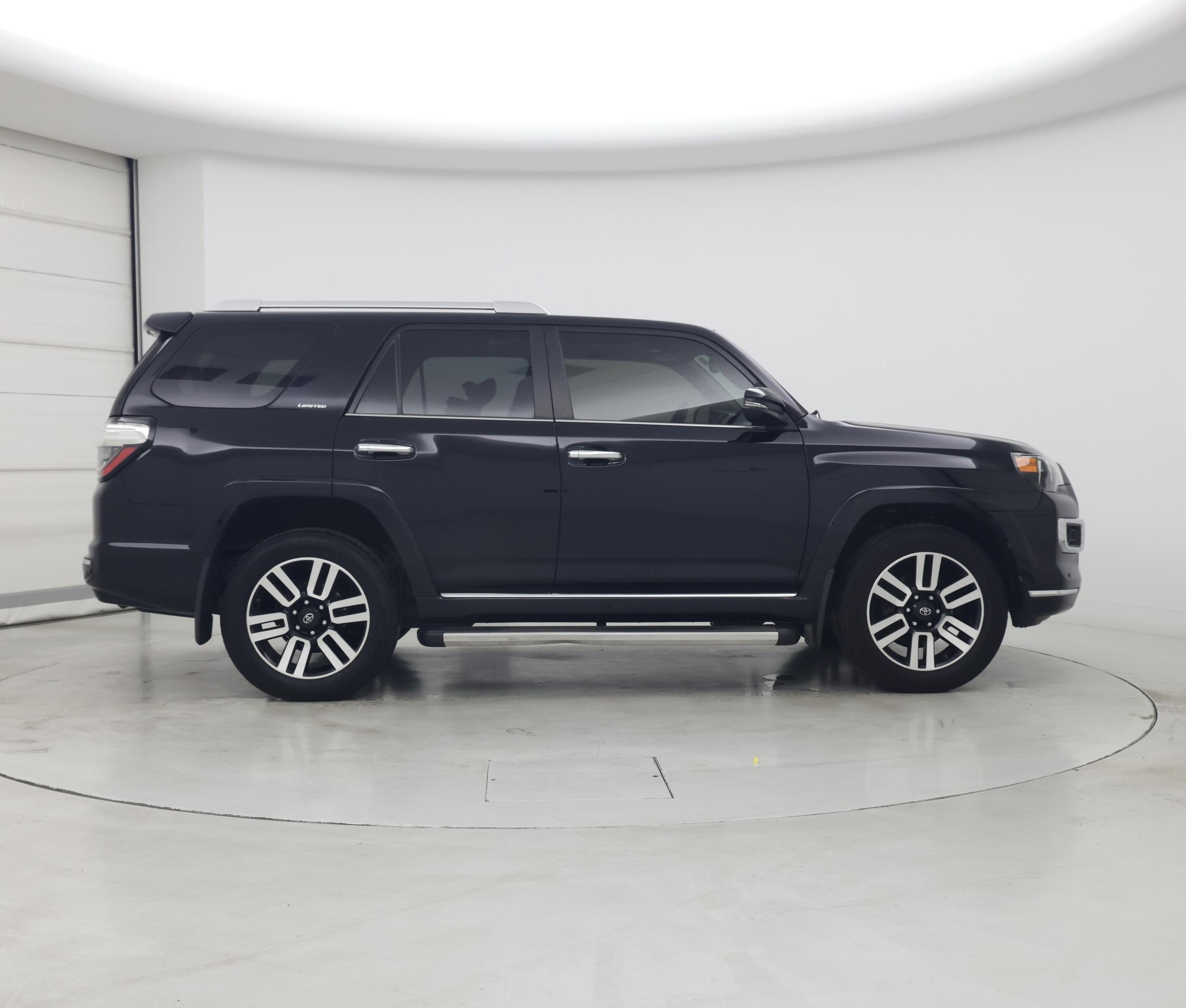 Thumbnail: 2020 Toyota 4Runner - 7