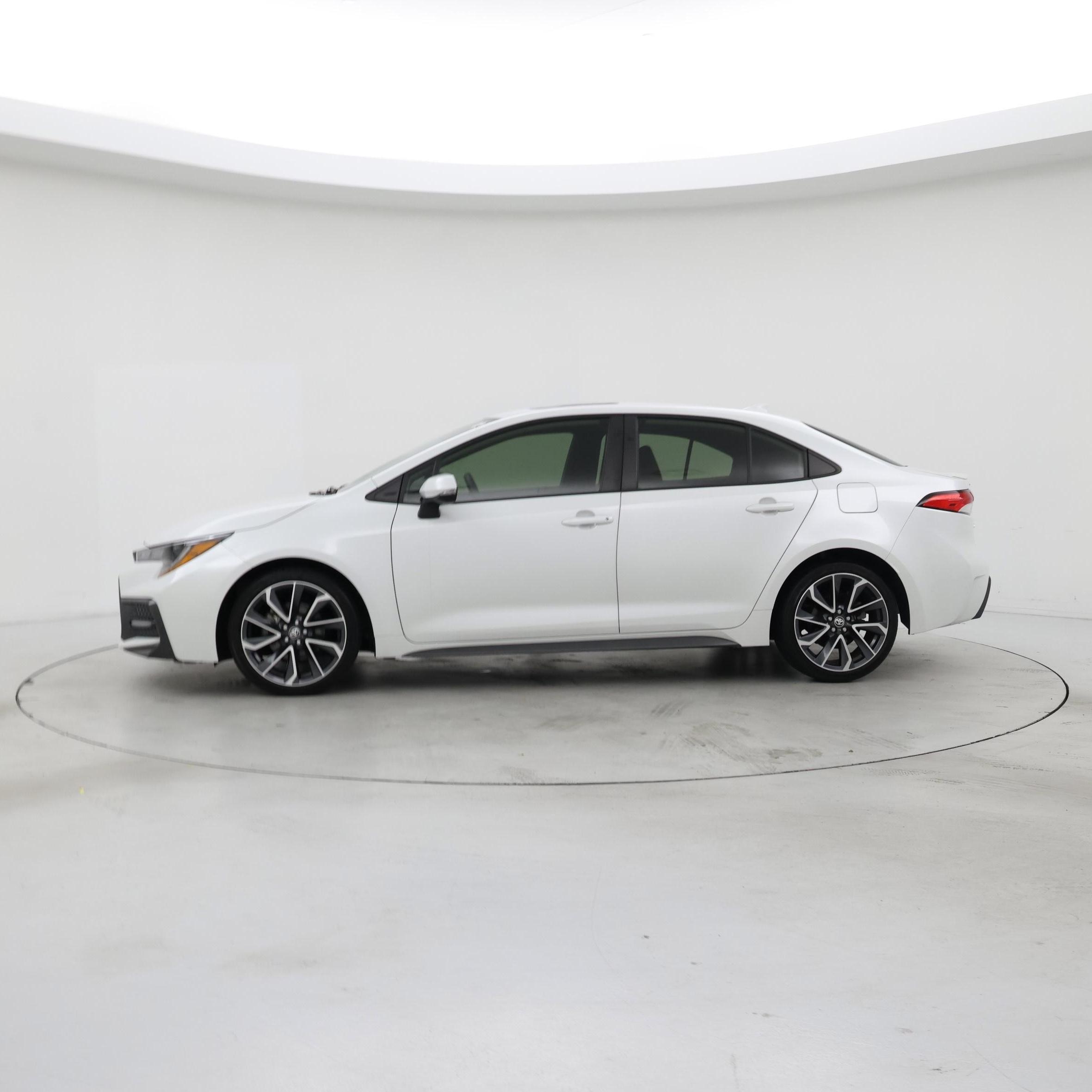 Thumbnail: 2022 Toyota Corolla - 3