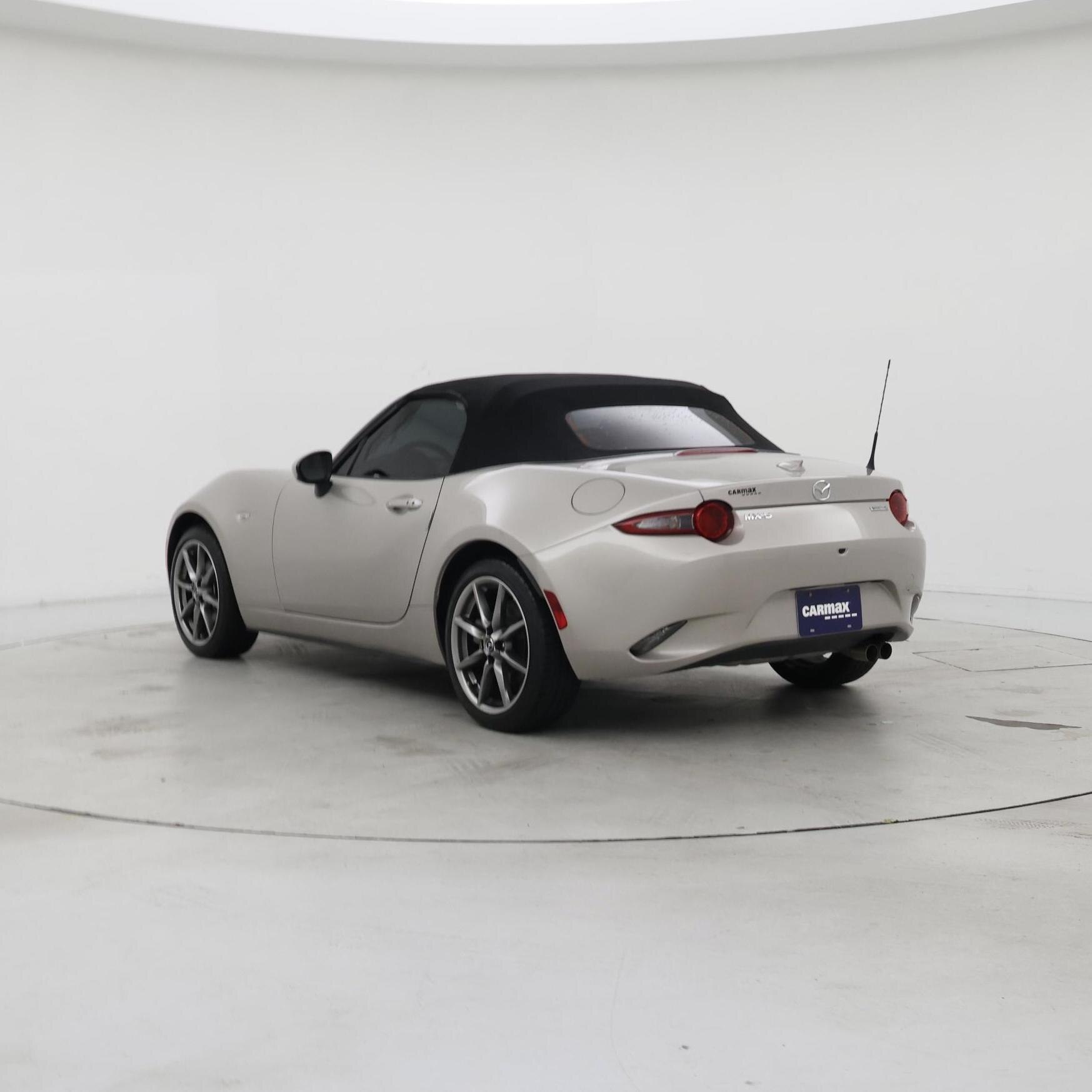 Thumbnail: 2023 Mazda MX-5 Miata - 2