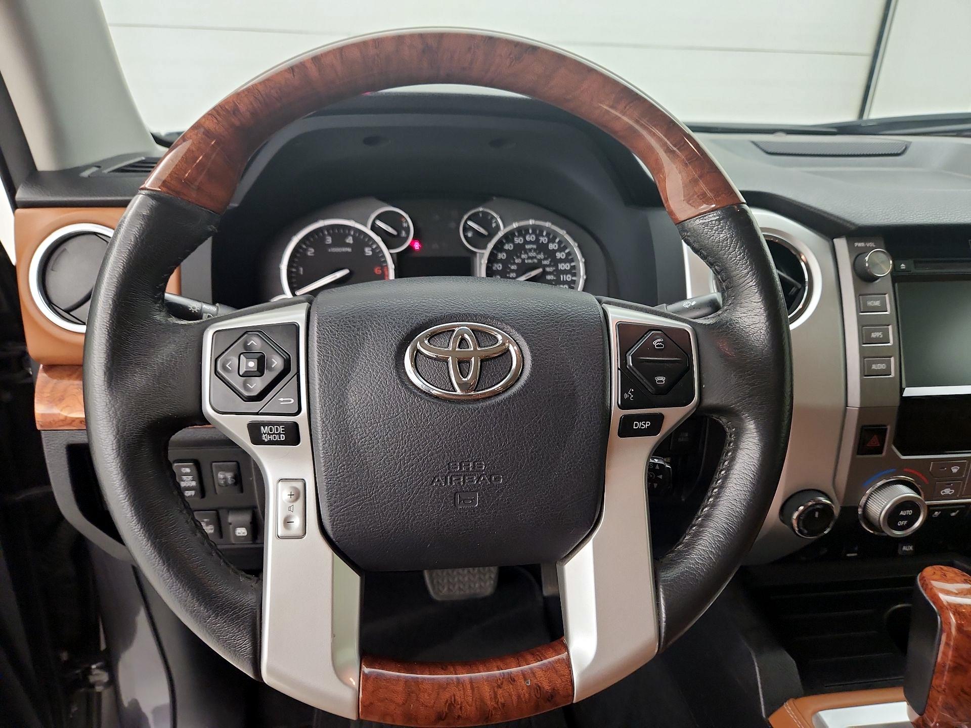Thumbnail: 2017 Toyota Tundra - 10