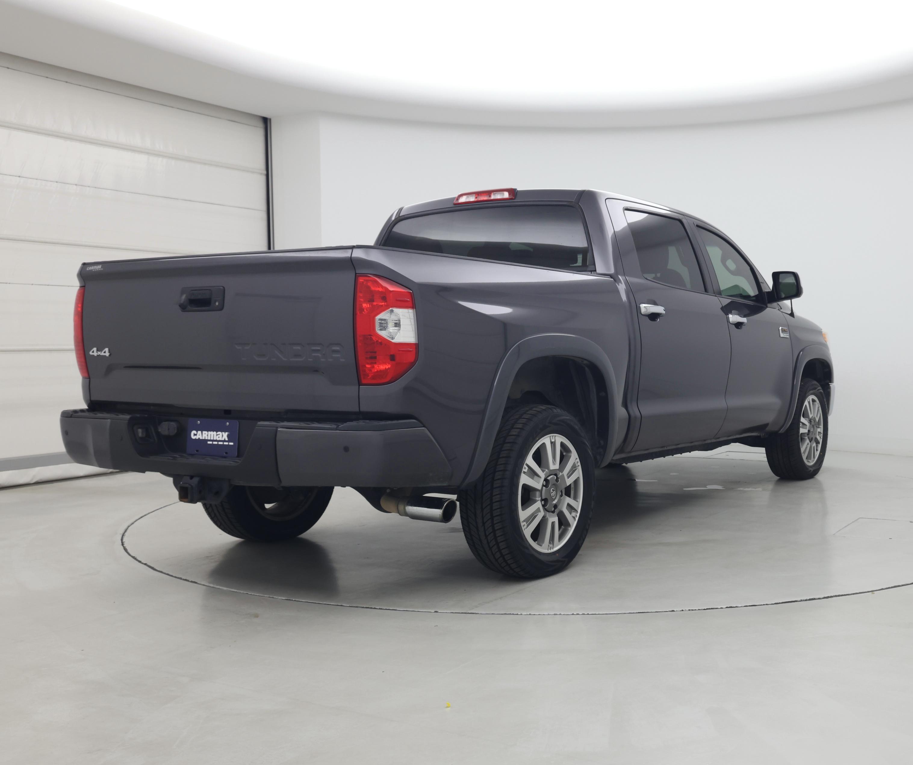 Thumbnail: 2017 Toyota Tundra - 8