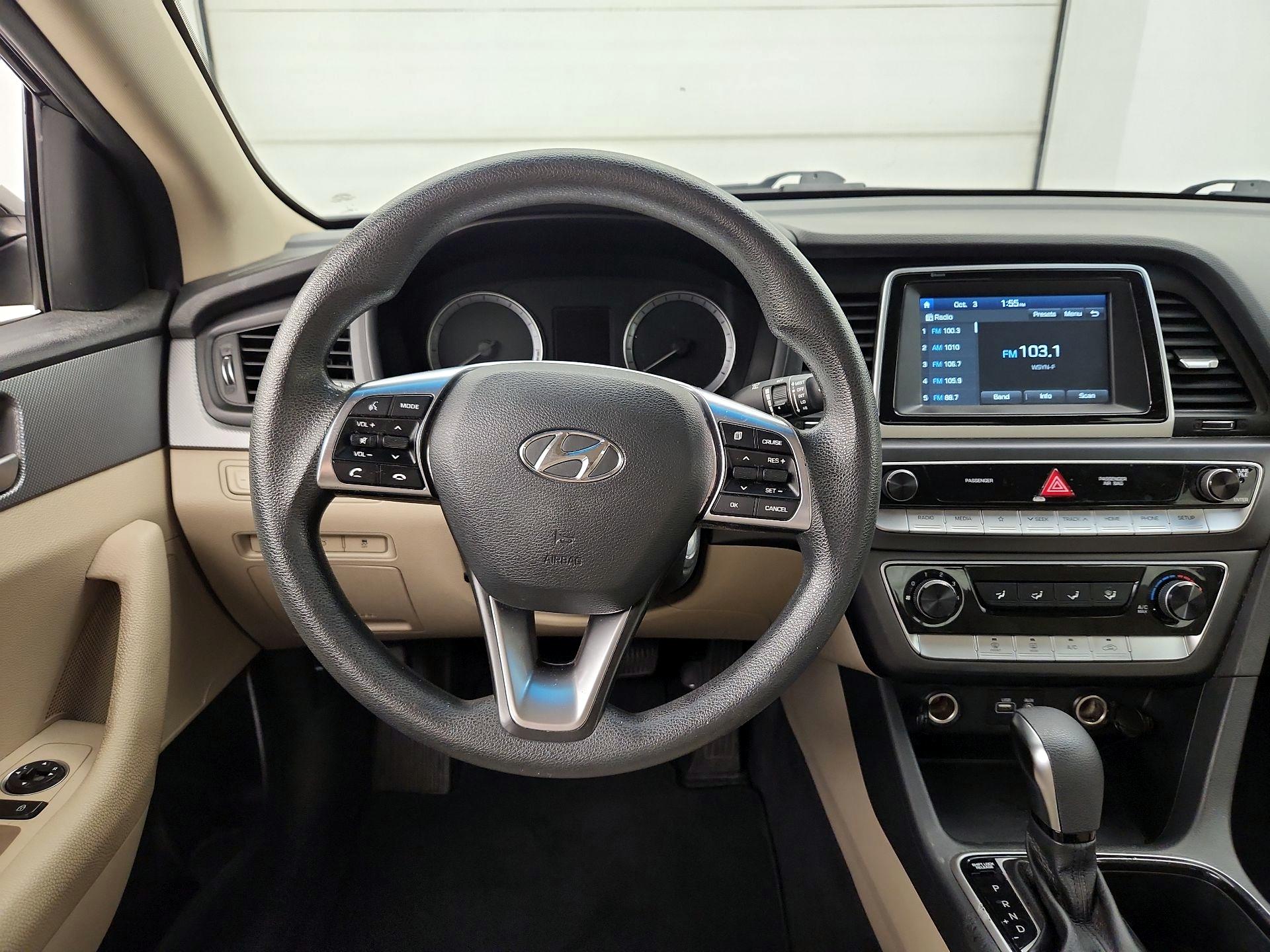 Thumbnail: 2018 Hyundai Sonata - 10