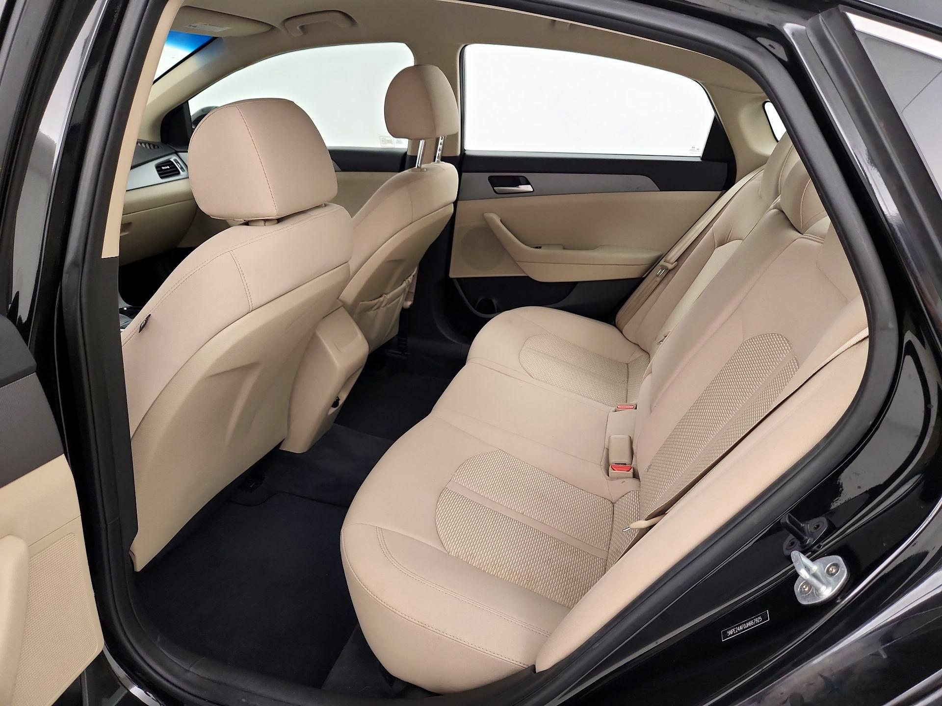 Thumbnail: 2018 Hyundai Sonata - 19