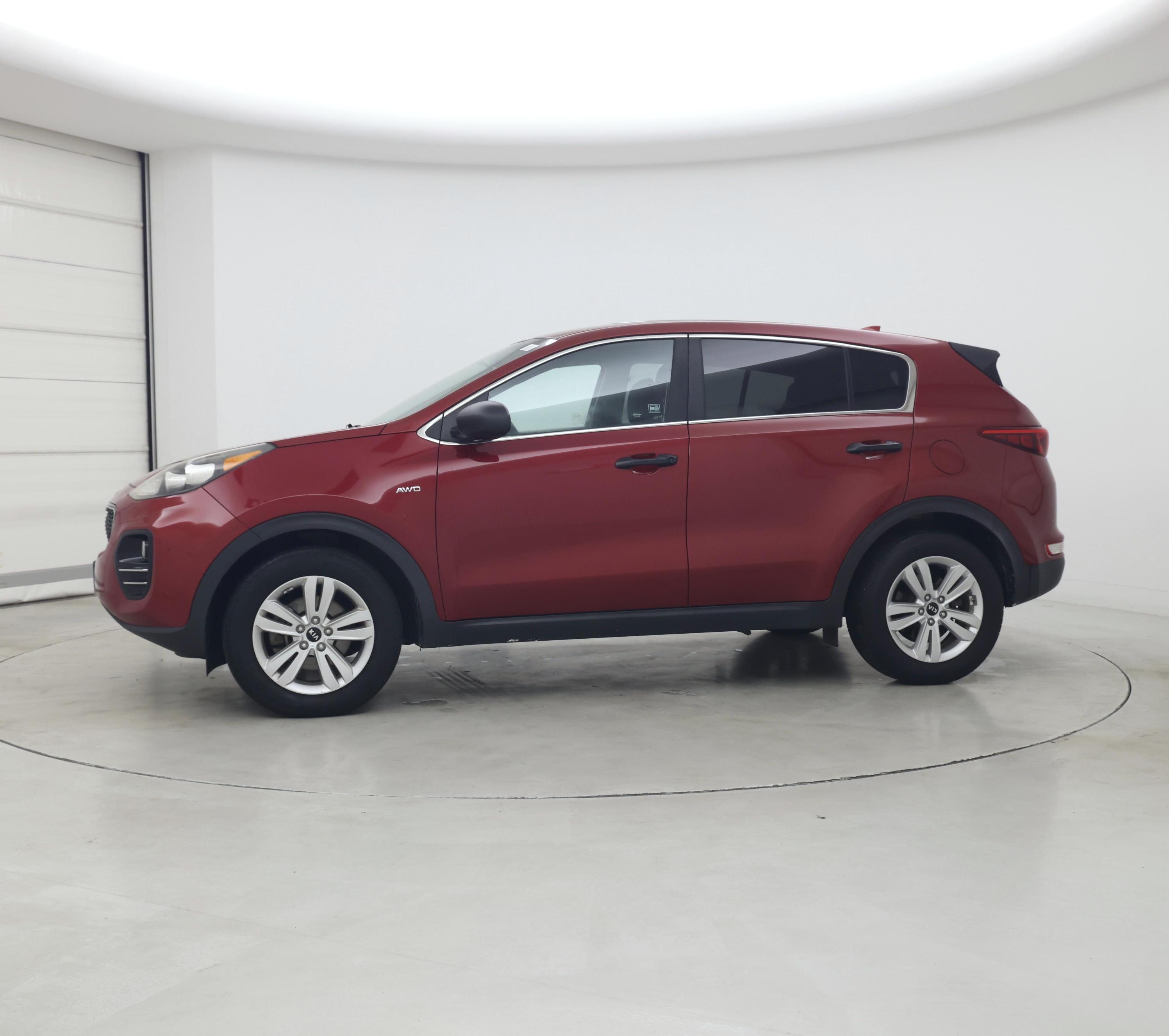Thumbnail: 2017 Kia Sportage - 3