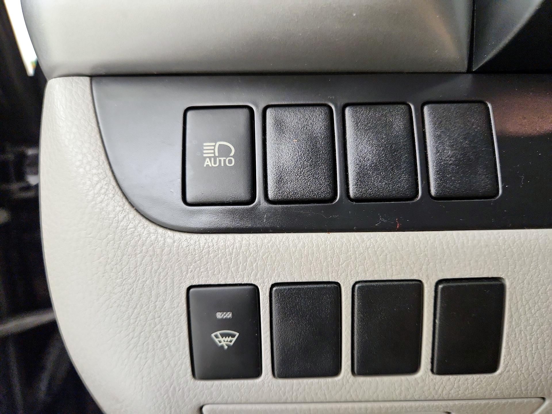Thumbnail: 2019 Toyota Highlander - 13