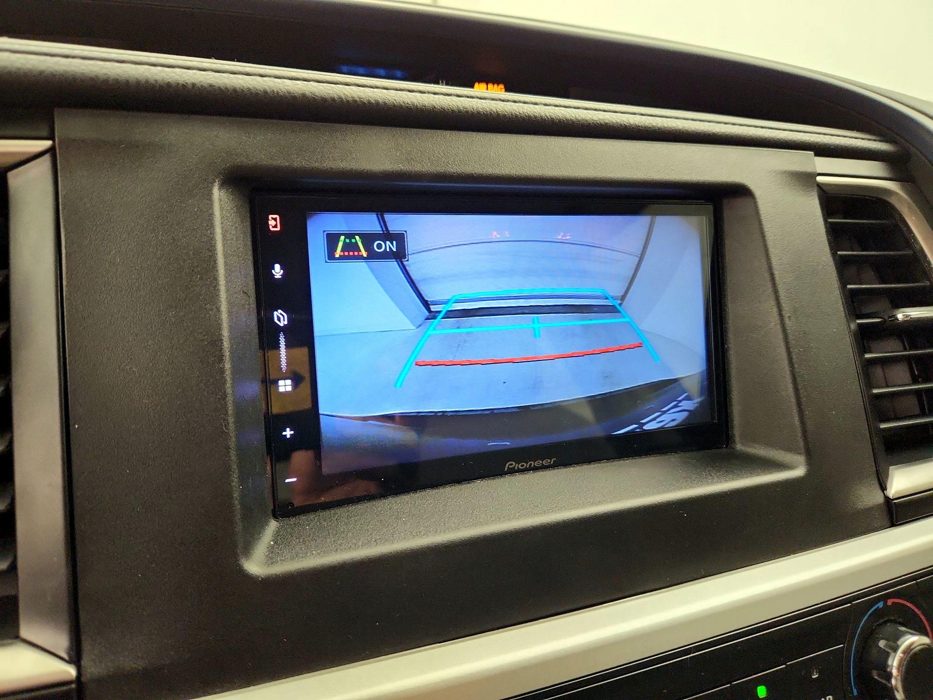 Thumbnail: 2019 Toyota Highlander - 14