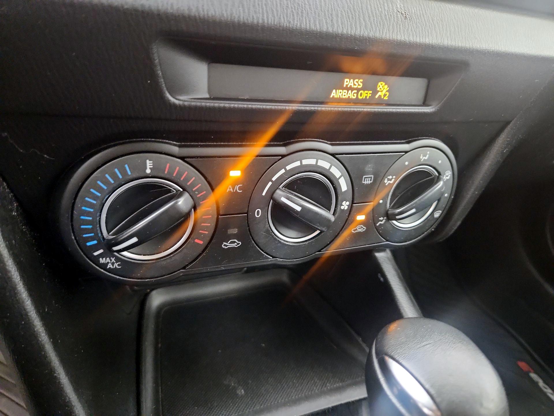 Thumbnail: 2015 Mazda Mazda3 - 16
