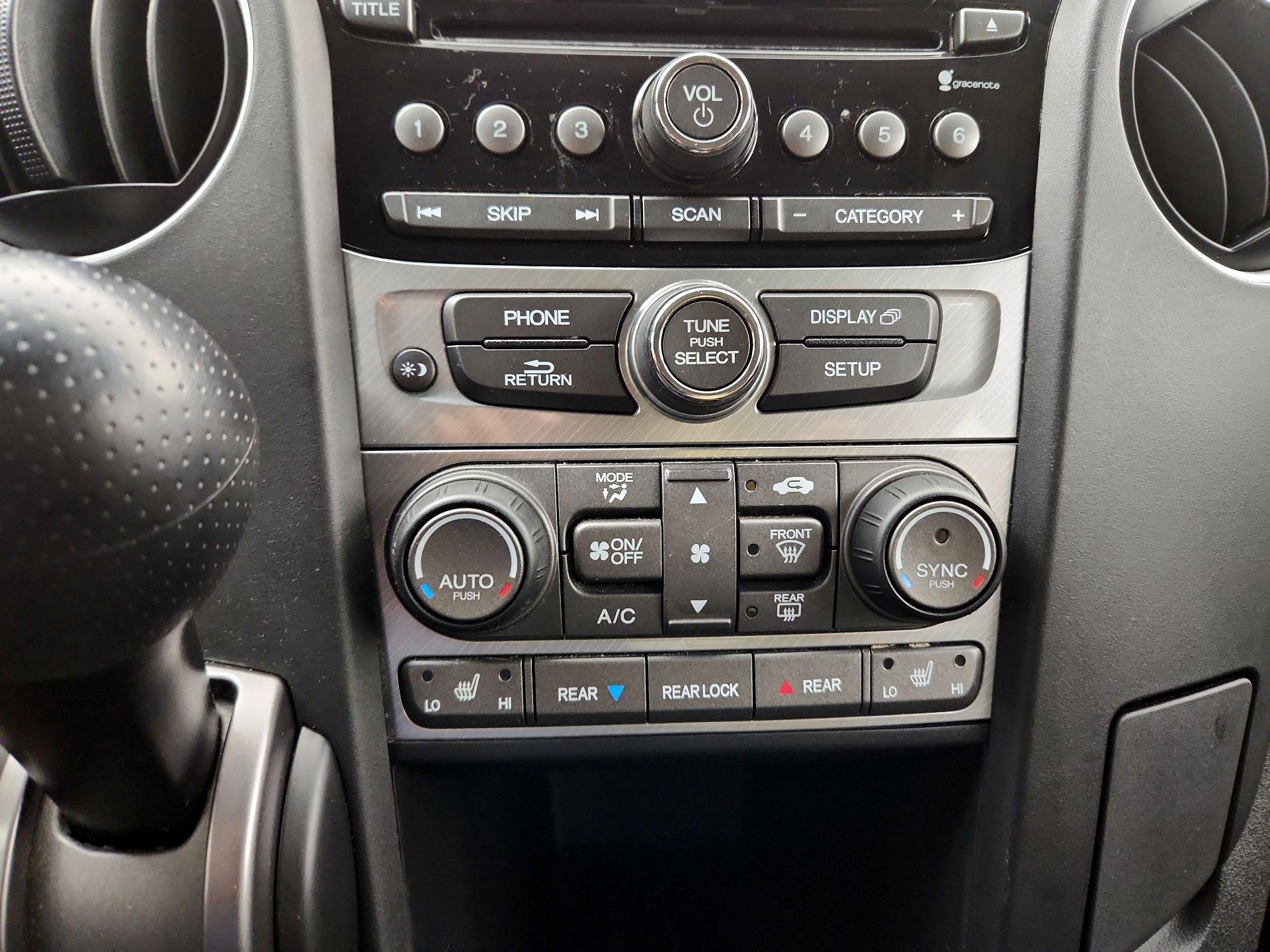 Thumbnail: 2015 Honda Pilot - 15