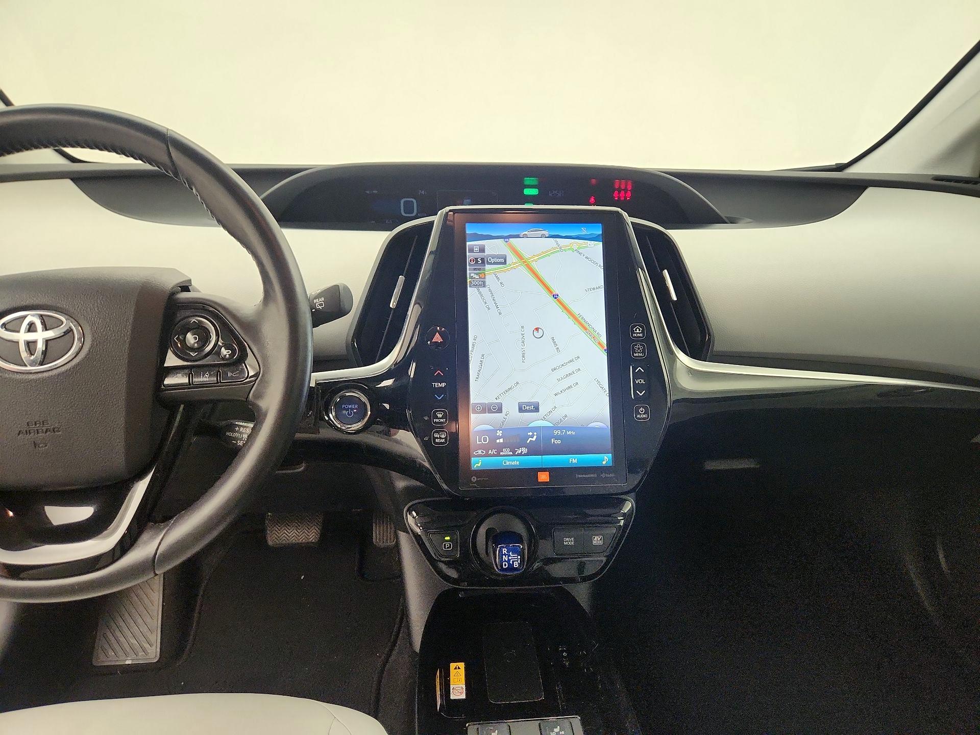 Thumbnail: 2020 Toyota Prius - 9