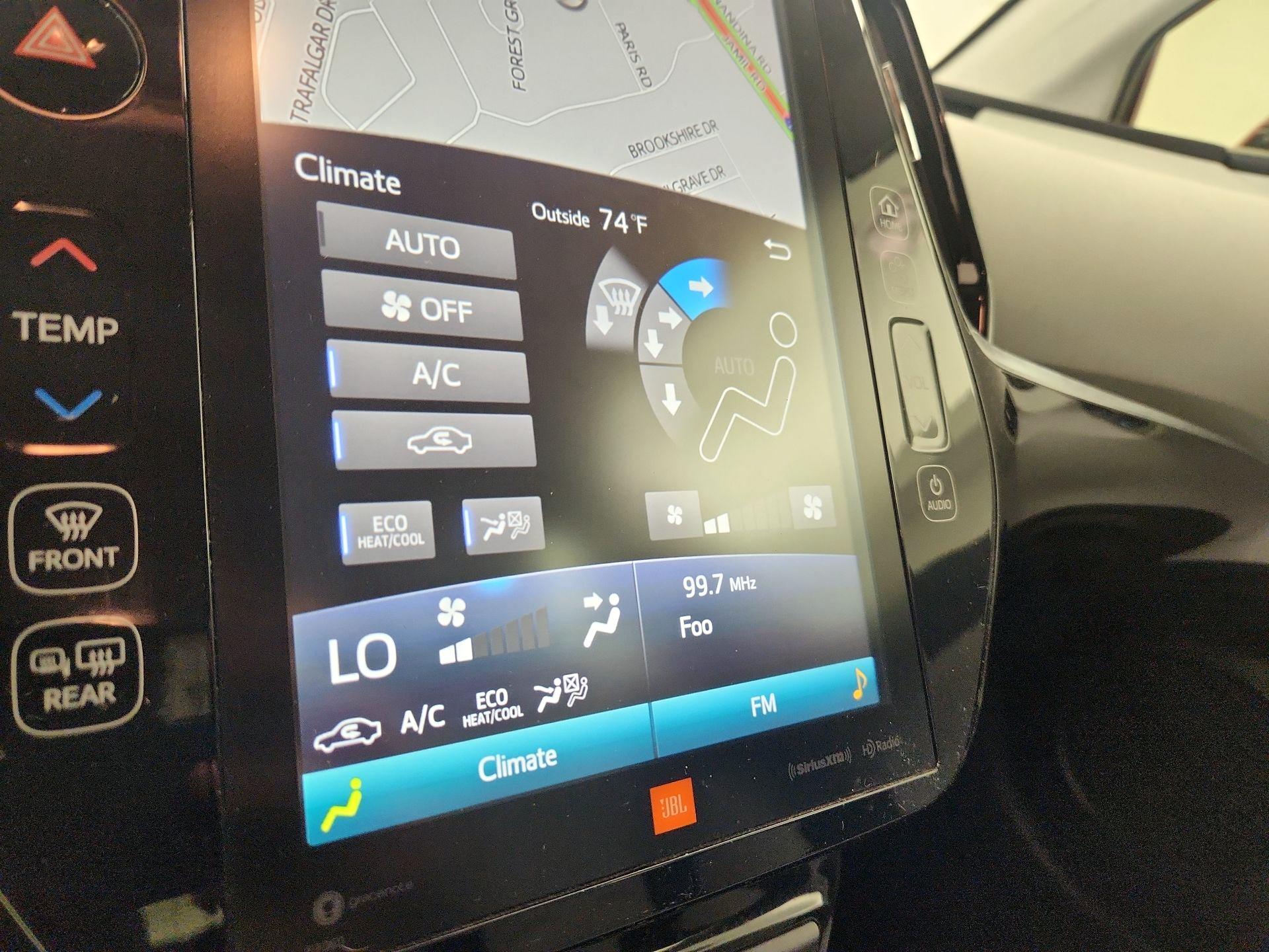 Thumbnail: 2020 Toyota Prius - 17