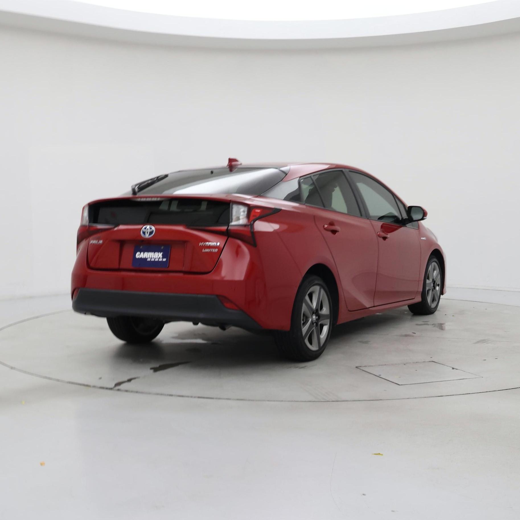 Thumbnail: 2020 Toyota Prius - 8