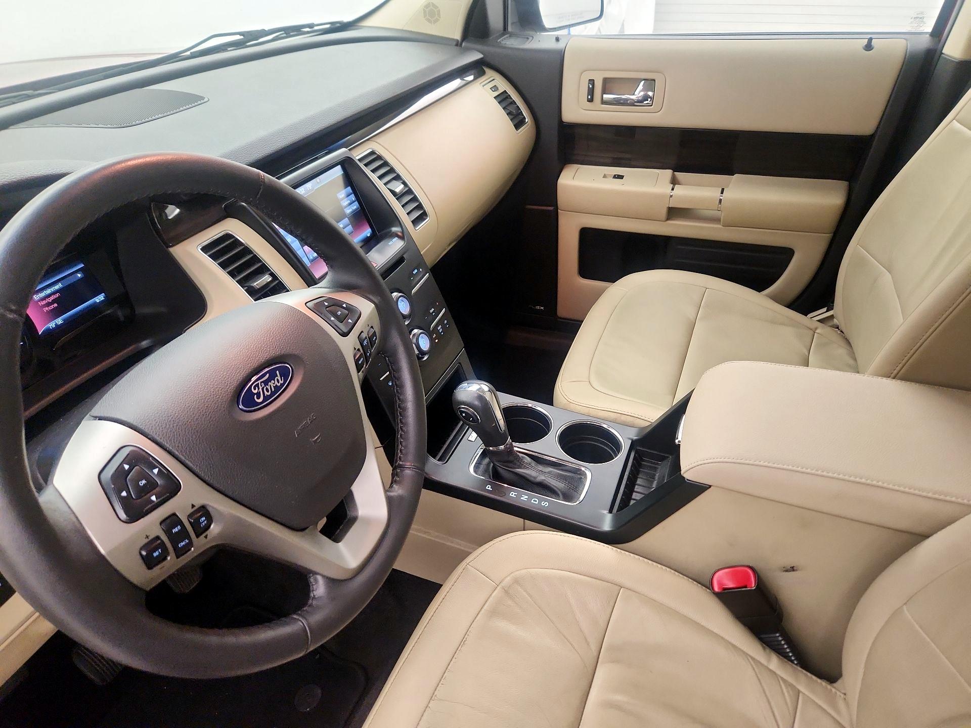 Thumbnail: 2014 Ford Flex - 11