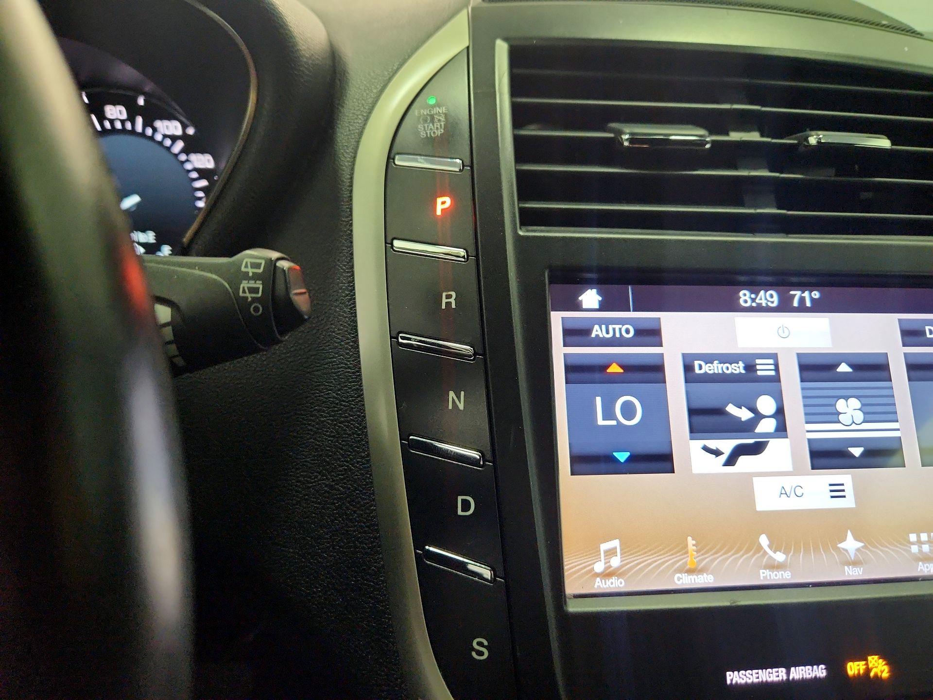 Thumbnail: 2017 Lincoln MKC - 17