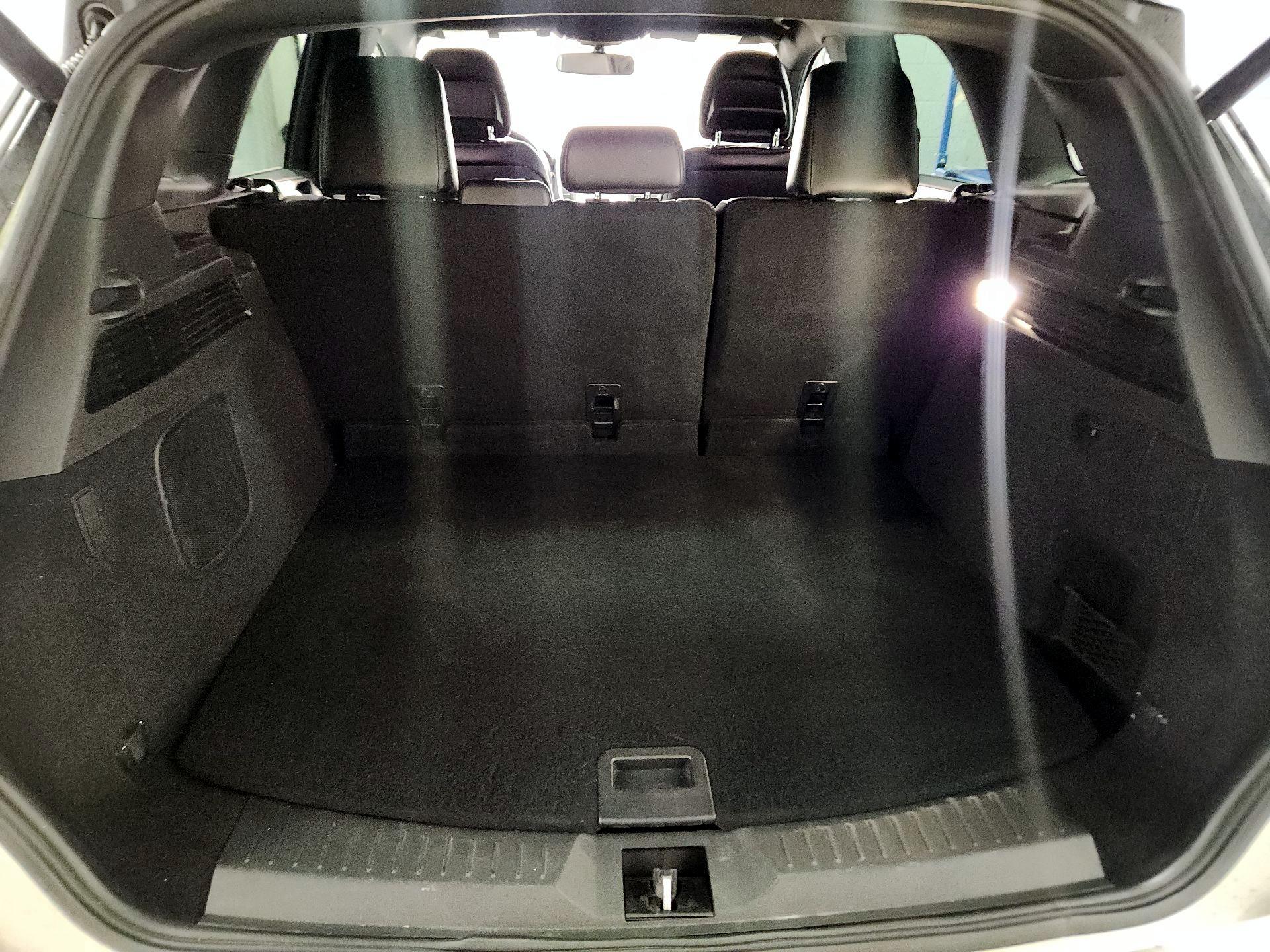 Thumbnail: 2017 Lincoln MKC - 19