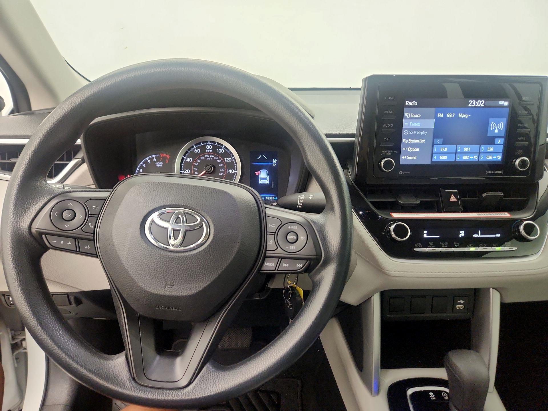 Thumbnail: 2022 Toyota Corolla Cross - 9