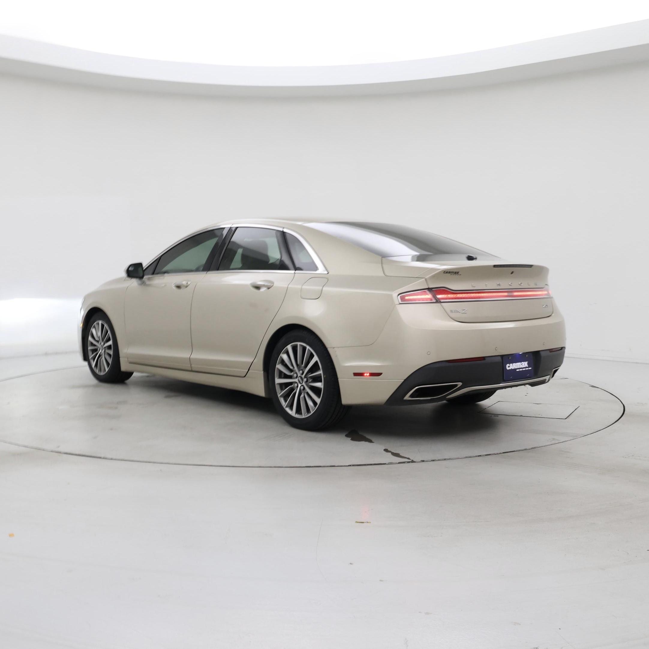 Thumbnail: 2017 Lincoln MKZ - 2