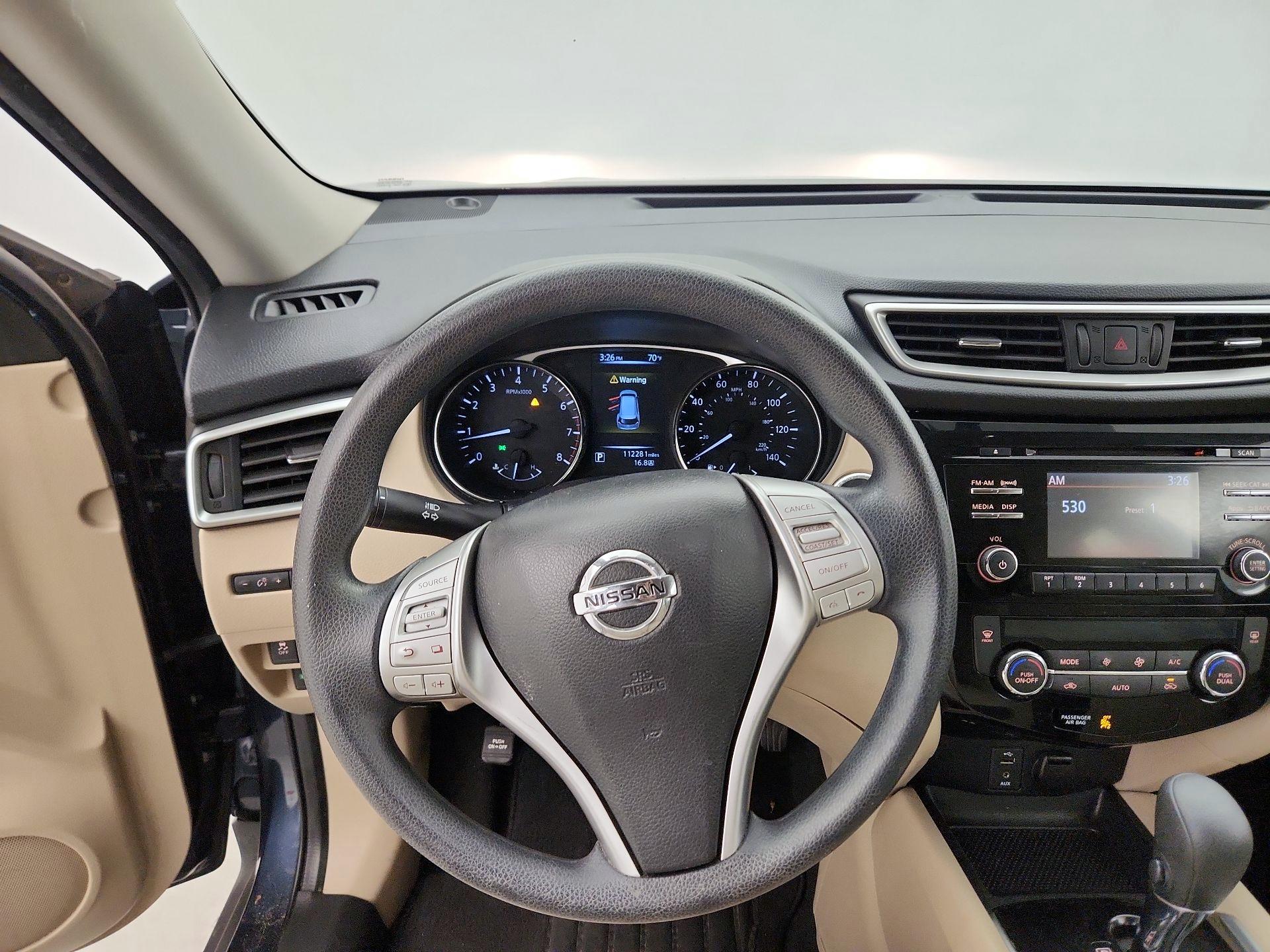 Thumbnail: 2016 Nissan Rogue - 10