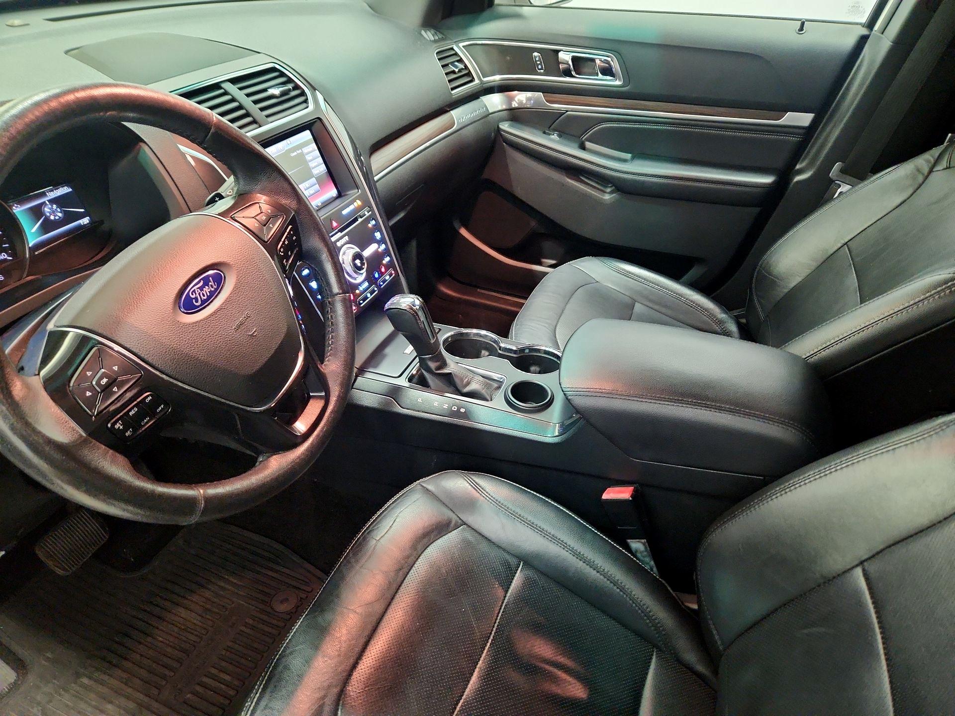 Thumbnail: 2016 Ford Explorer - 11