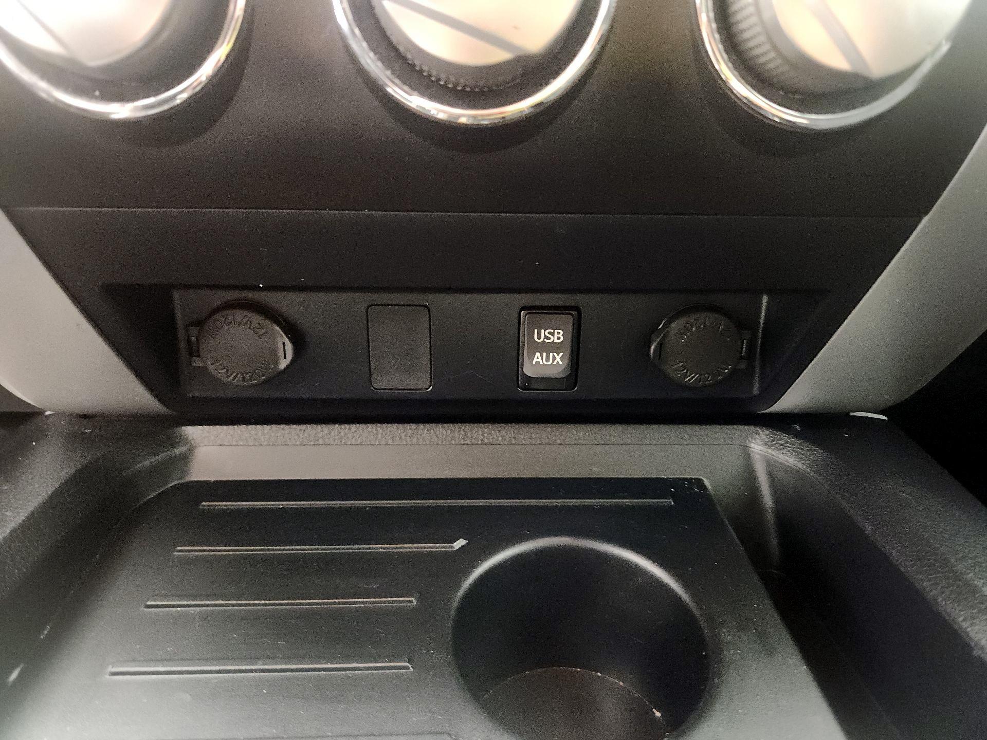 Thumbnail: 2019 Toyota Tundra - 18