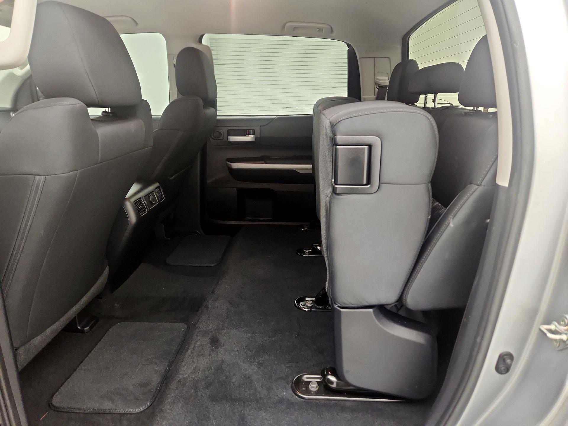 Thumbnail: 2019 Toyota Tundra - 19