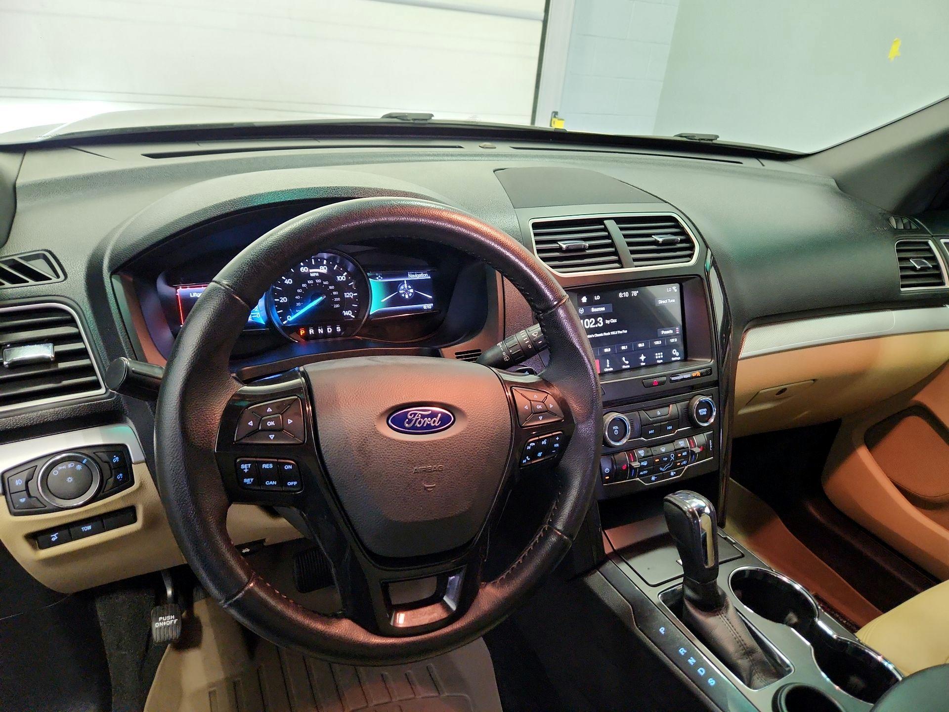 Thumbnail: 2017 Ford Explorer - 9