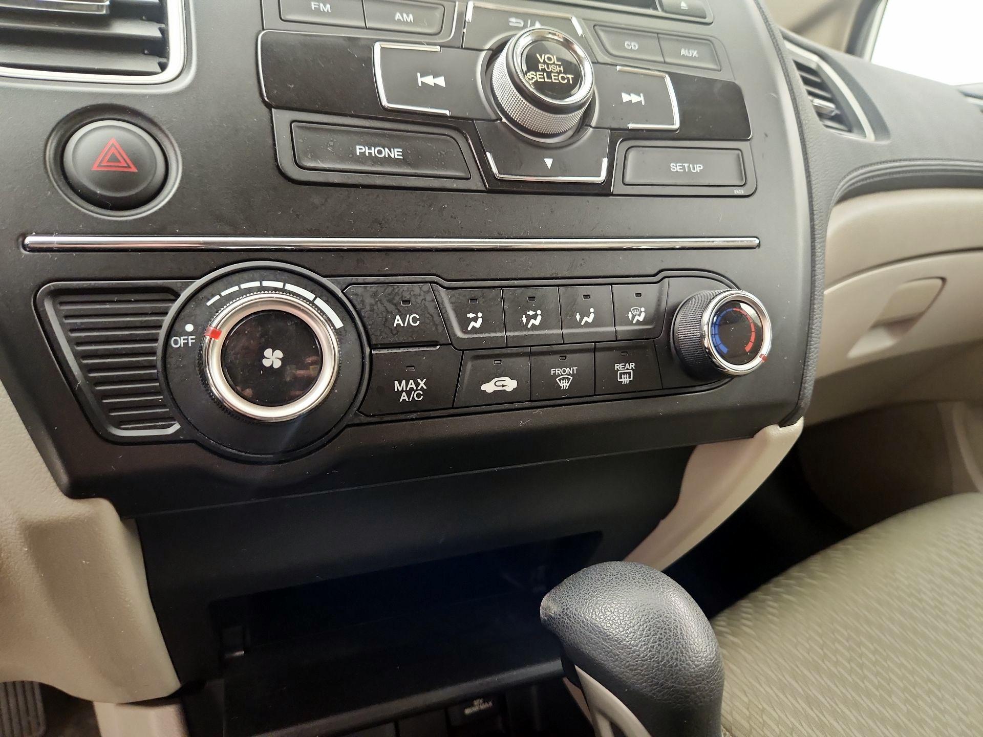 Thumbnail: 2015 Honda Civic - 15
