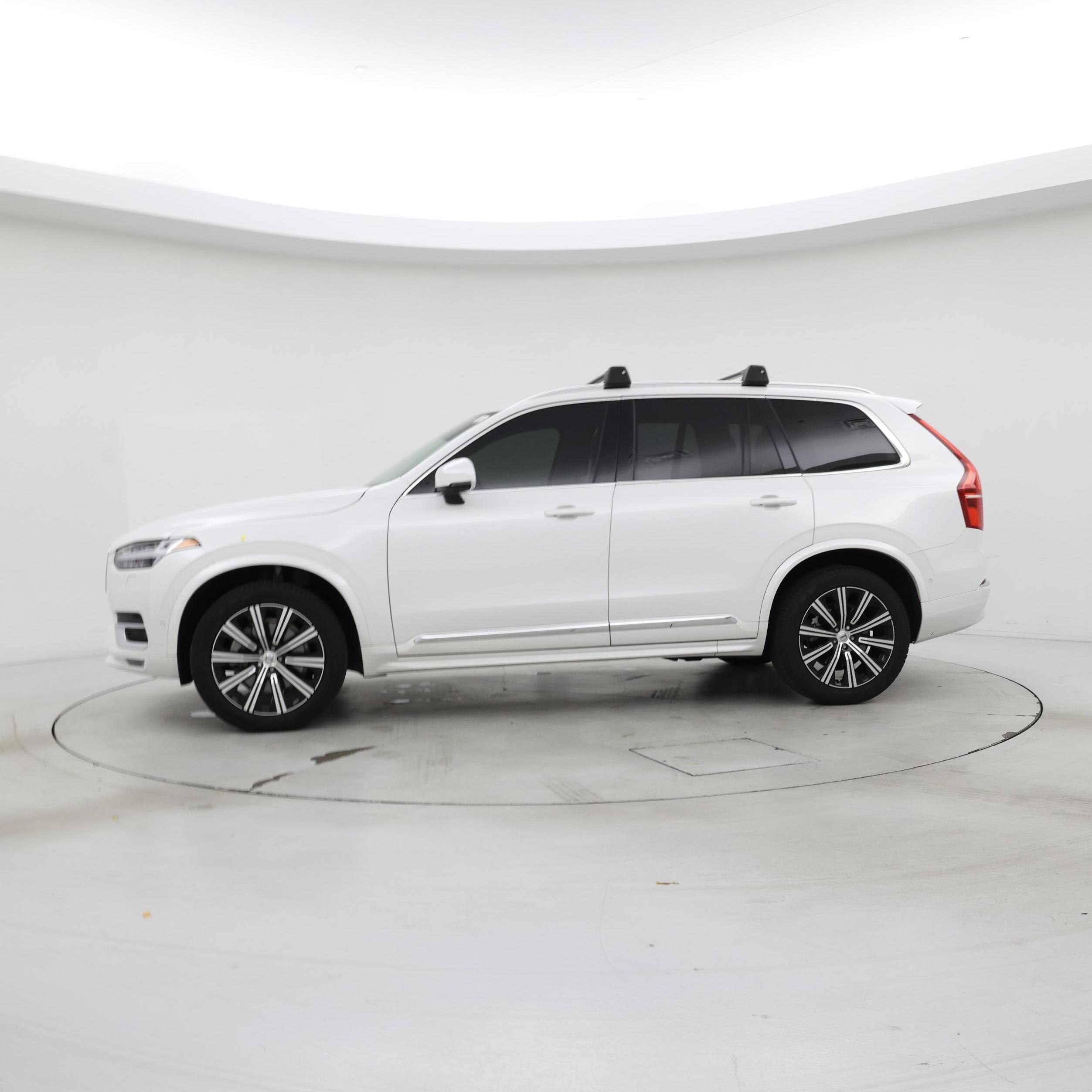 Thumbnail: 2023 Volvo XC90 - 3