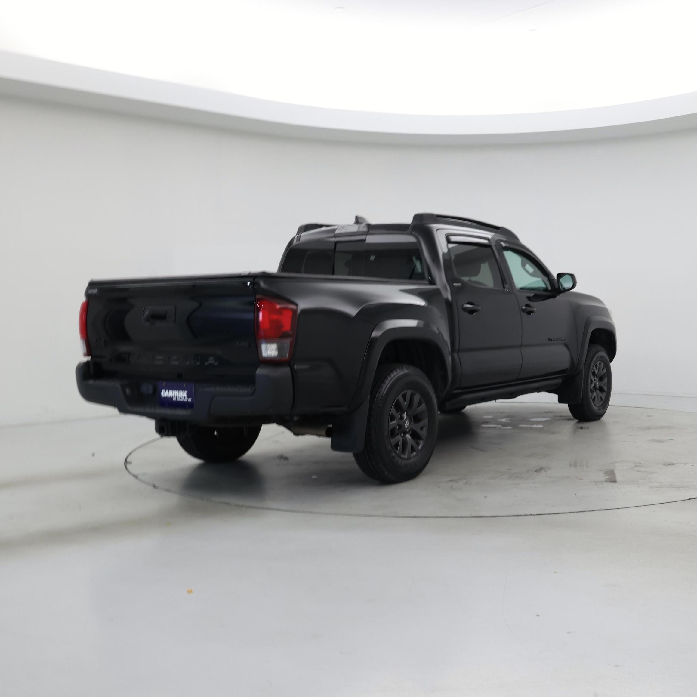 Thumbnail: 2021 Toyota Tacoma - 8
