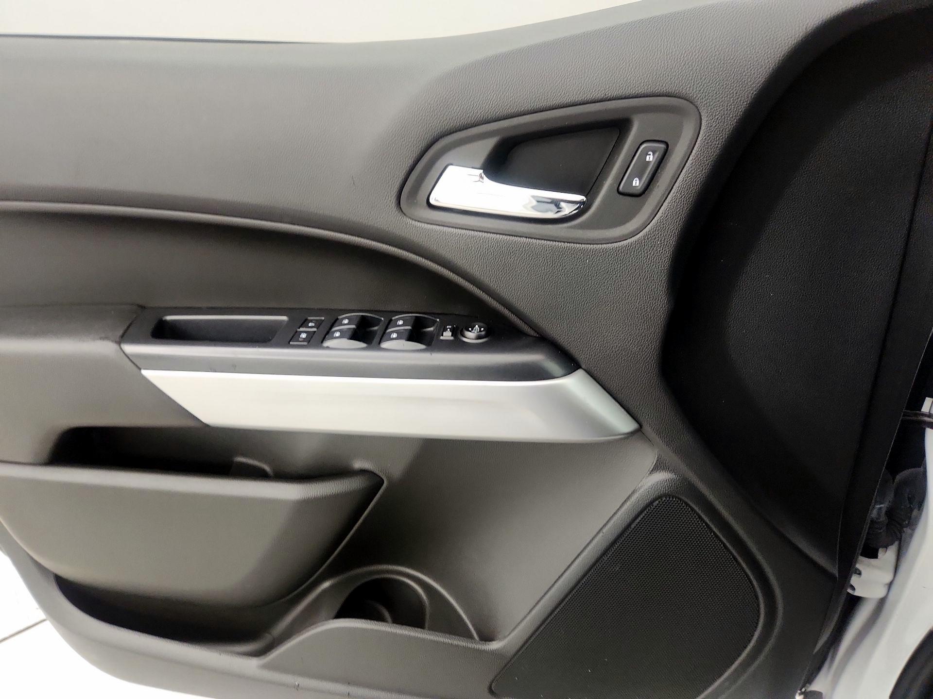 Thumbnail: 2022 Chevrolet Colorado - 12