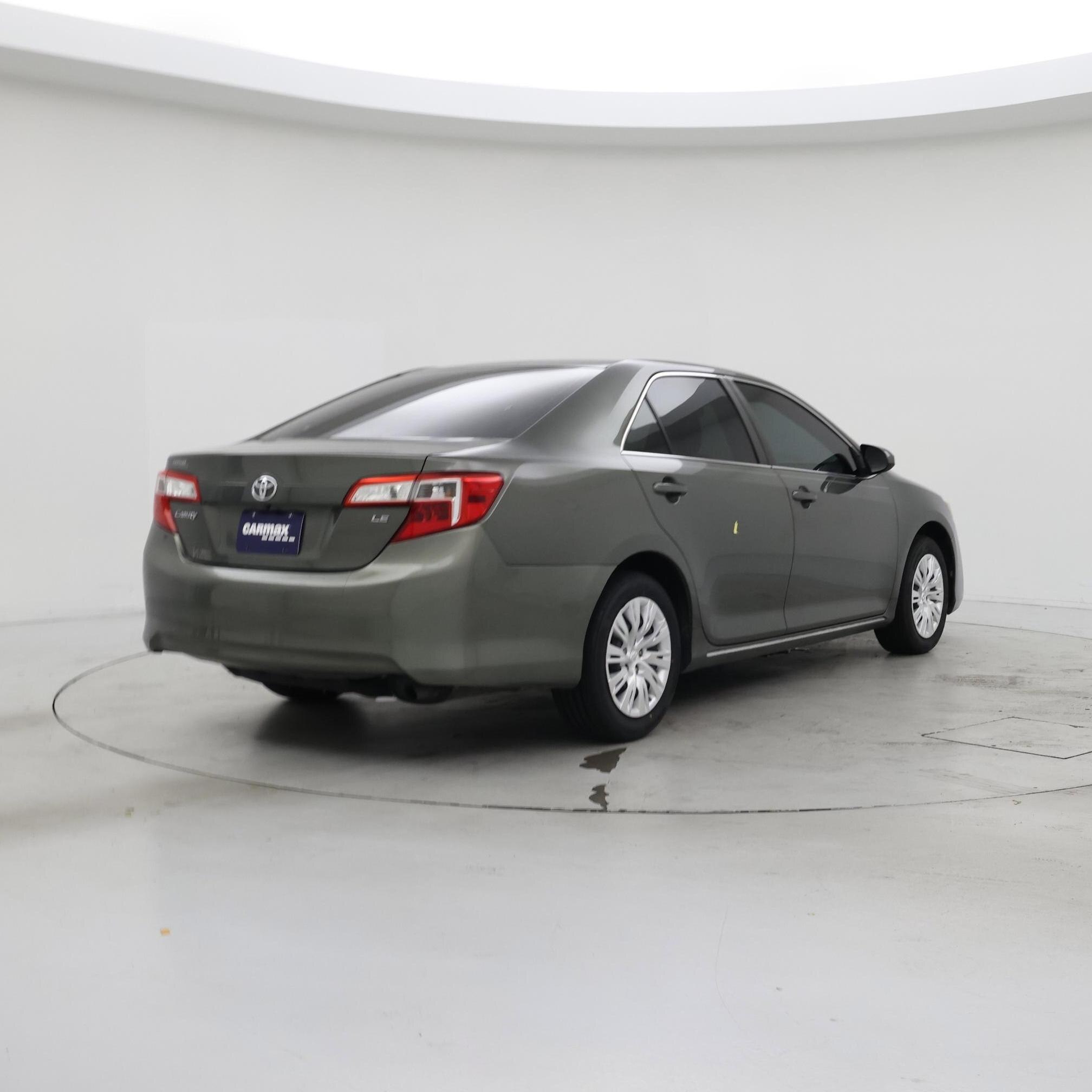 Thumbnail: 2014 Toyota Camry - 8